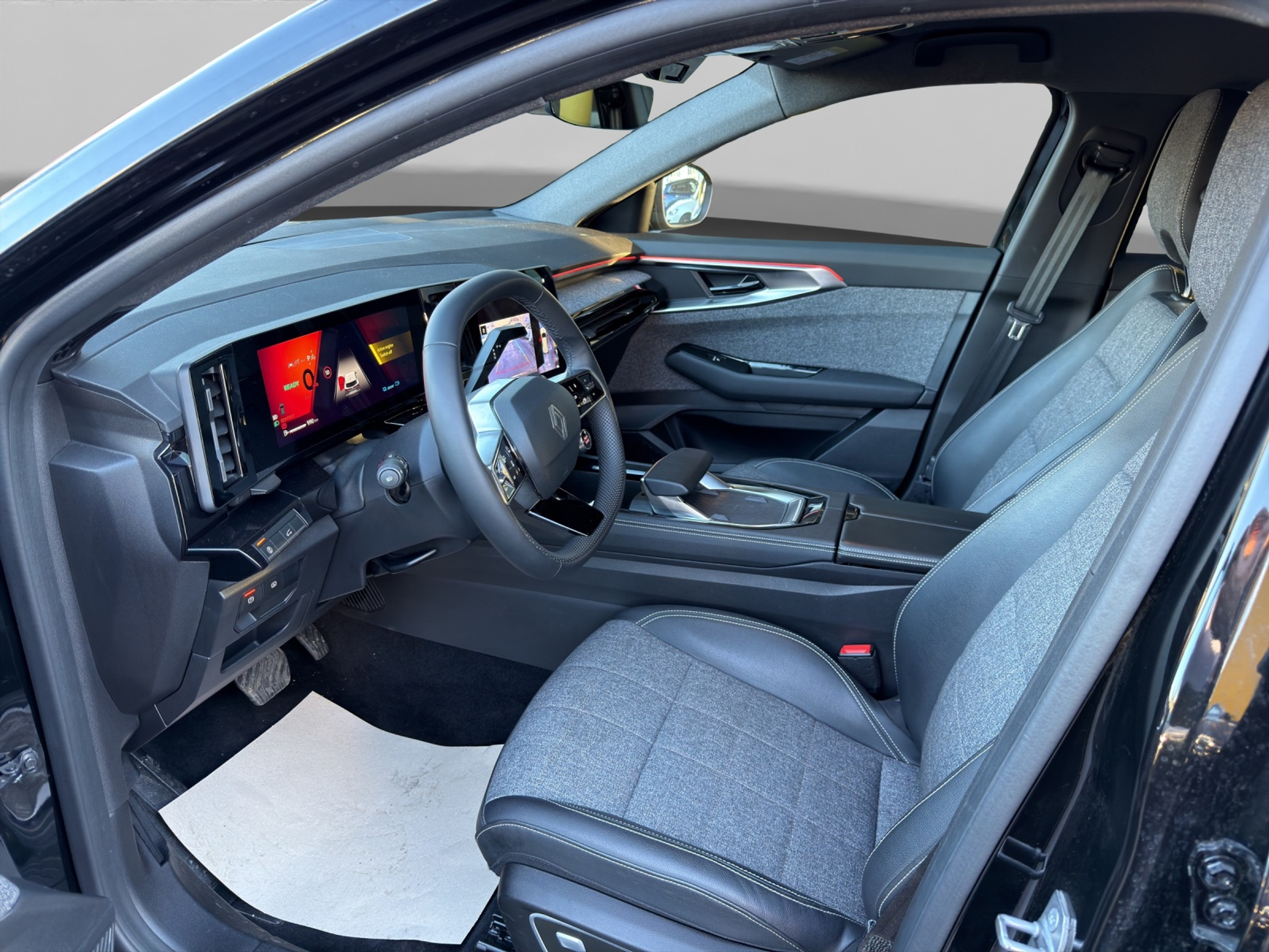 listing desktop thumbnail image 5