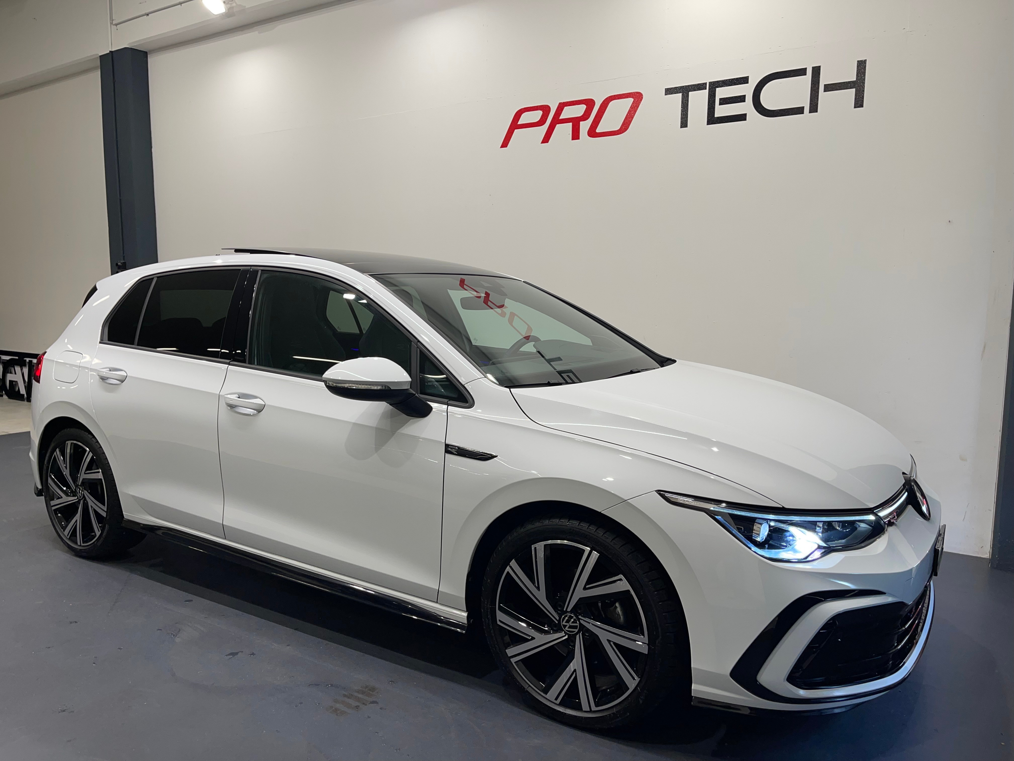 listing desktop thumbnail image 0