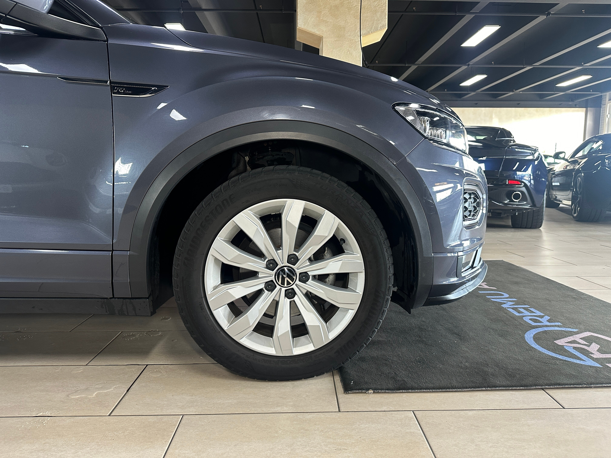 listing desktop thumbnail image 9