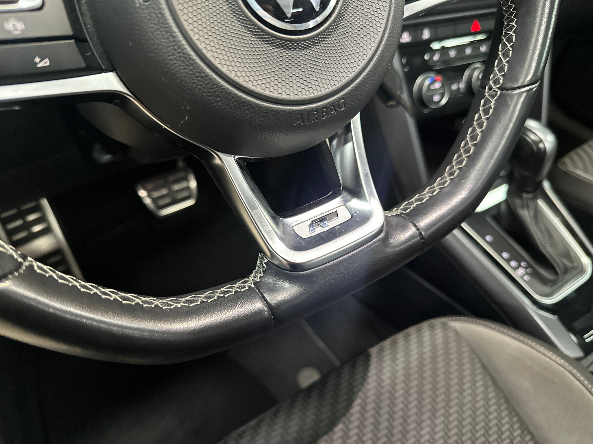 listing desktop thumbnail image 28