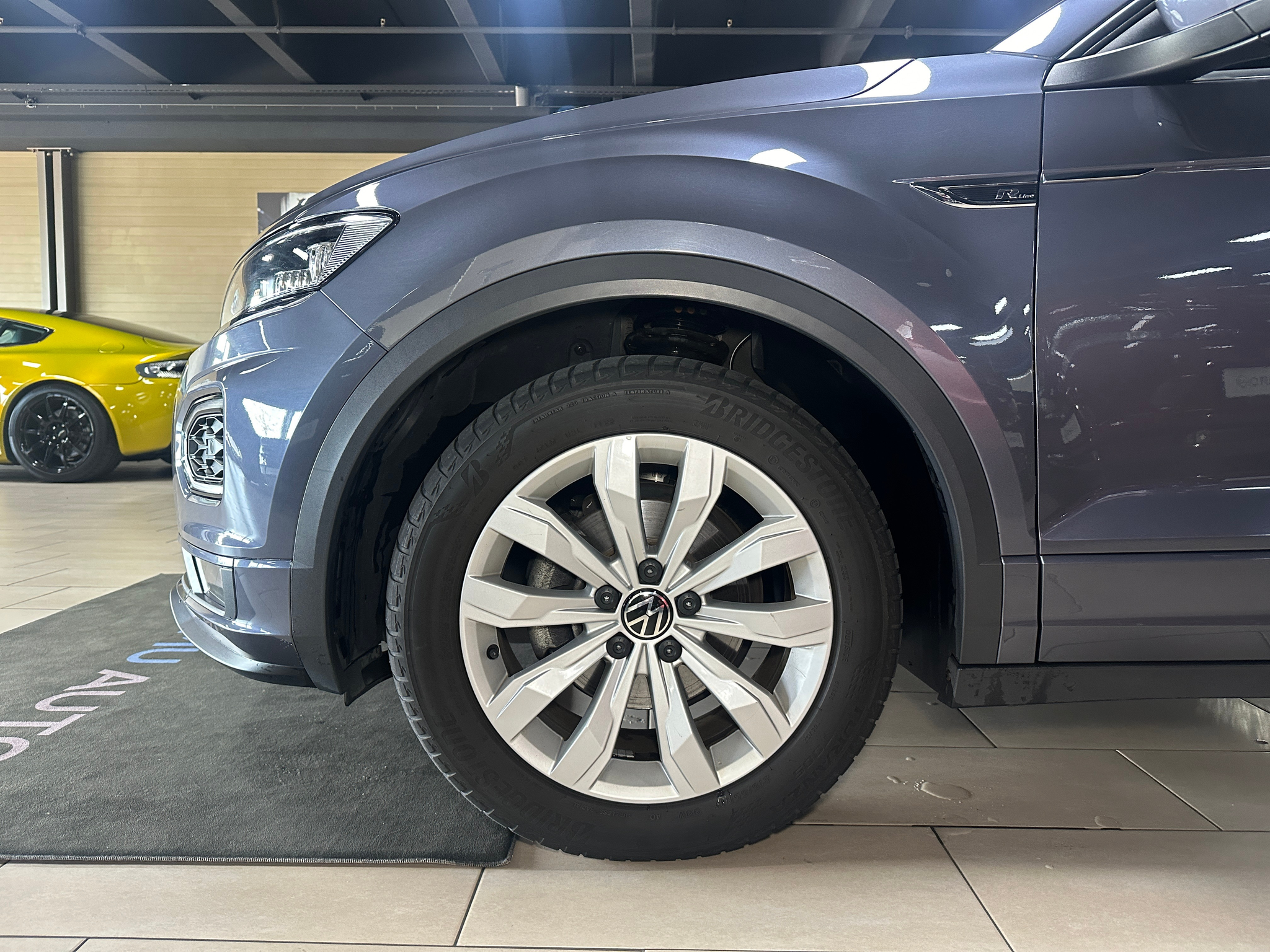 listing desktop thumbnail image 12