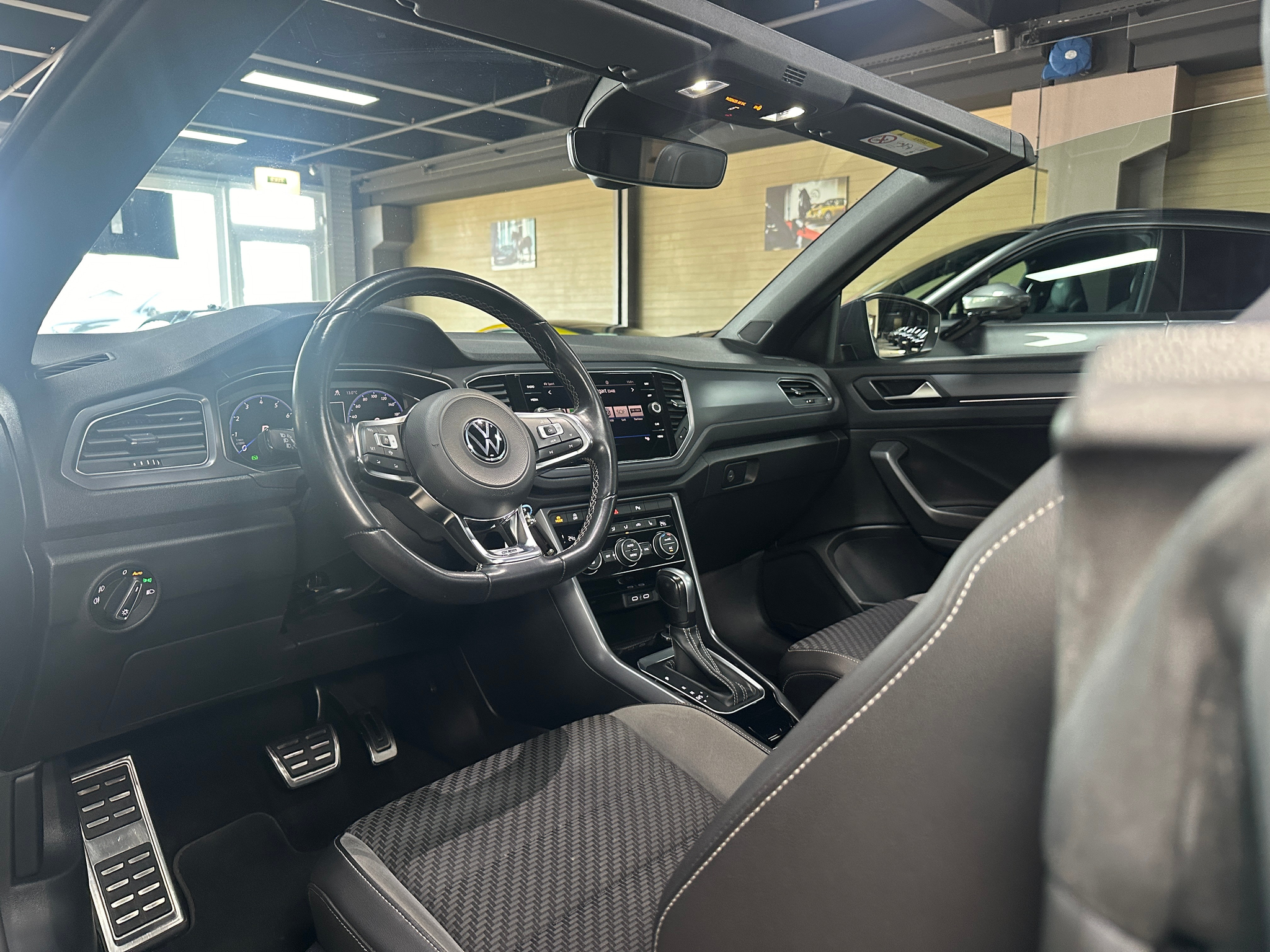 listing desktop thumbnail image 14