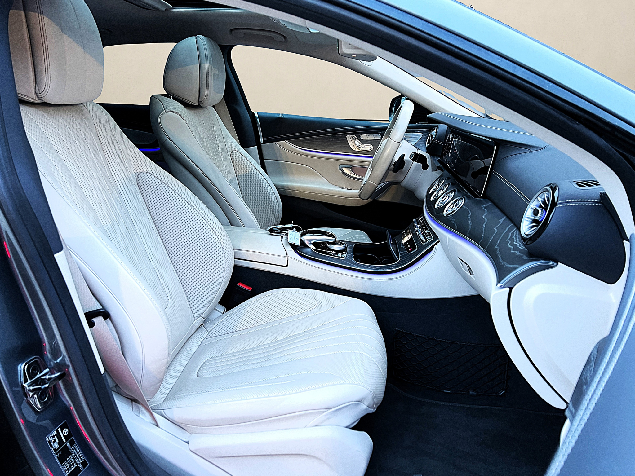 listing desktop thumbnail image 9