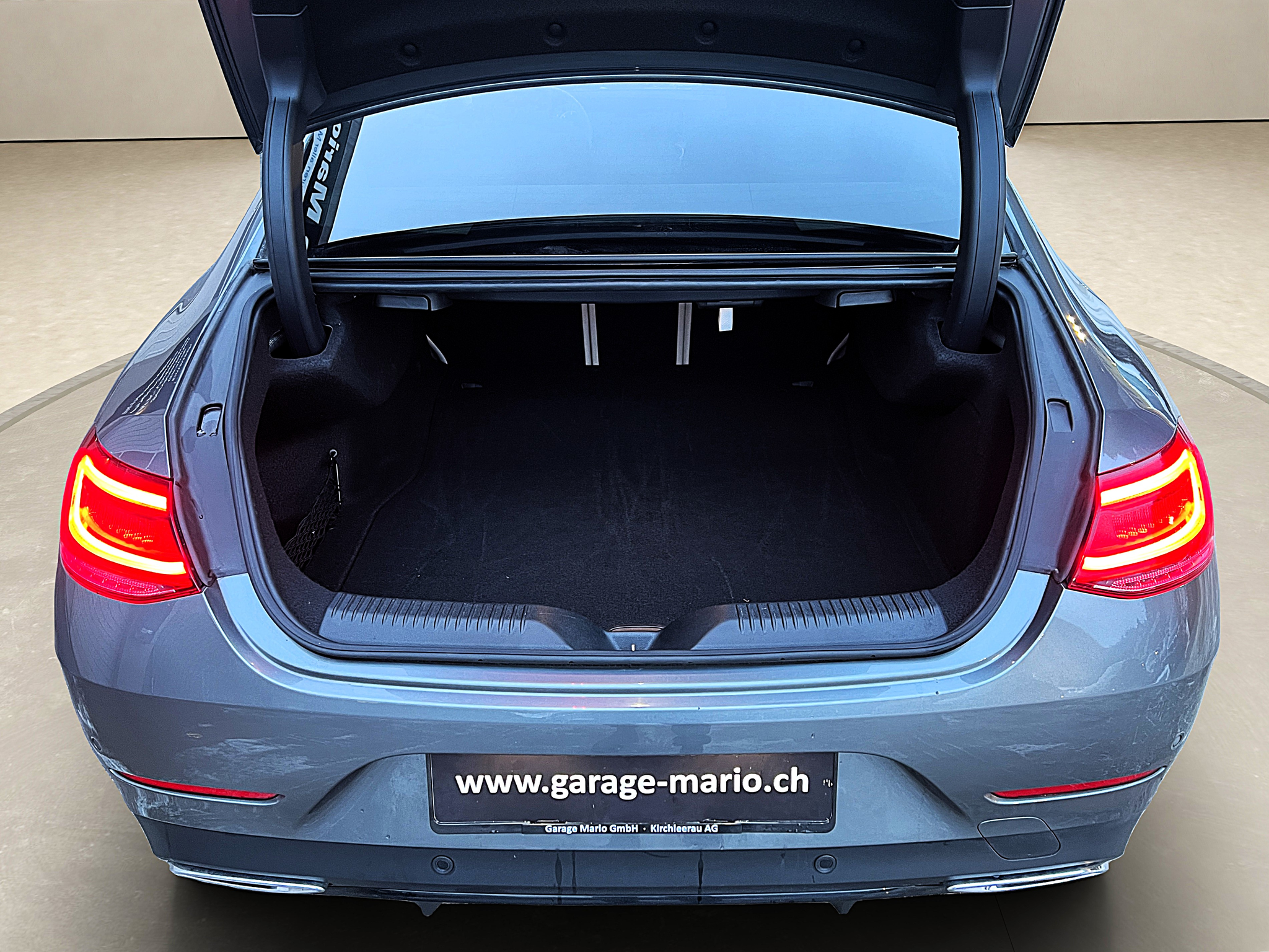 listing desktop thumbnail image 15