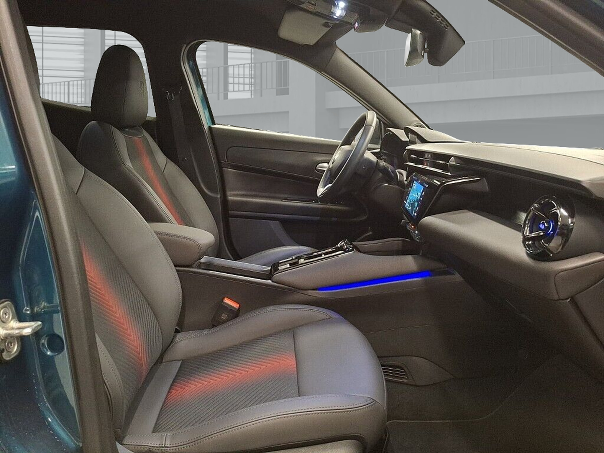 listing desktop thumbnail image 12