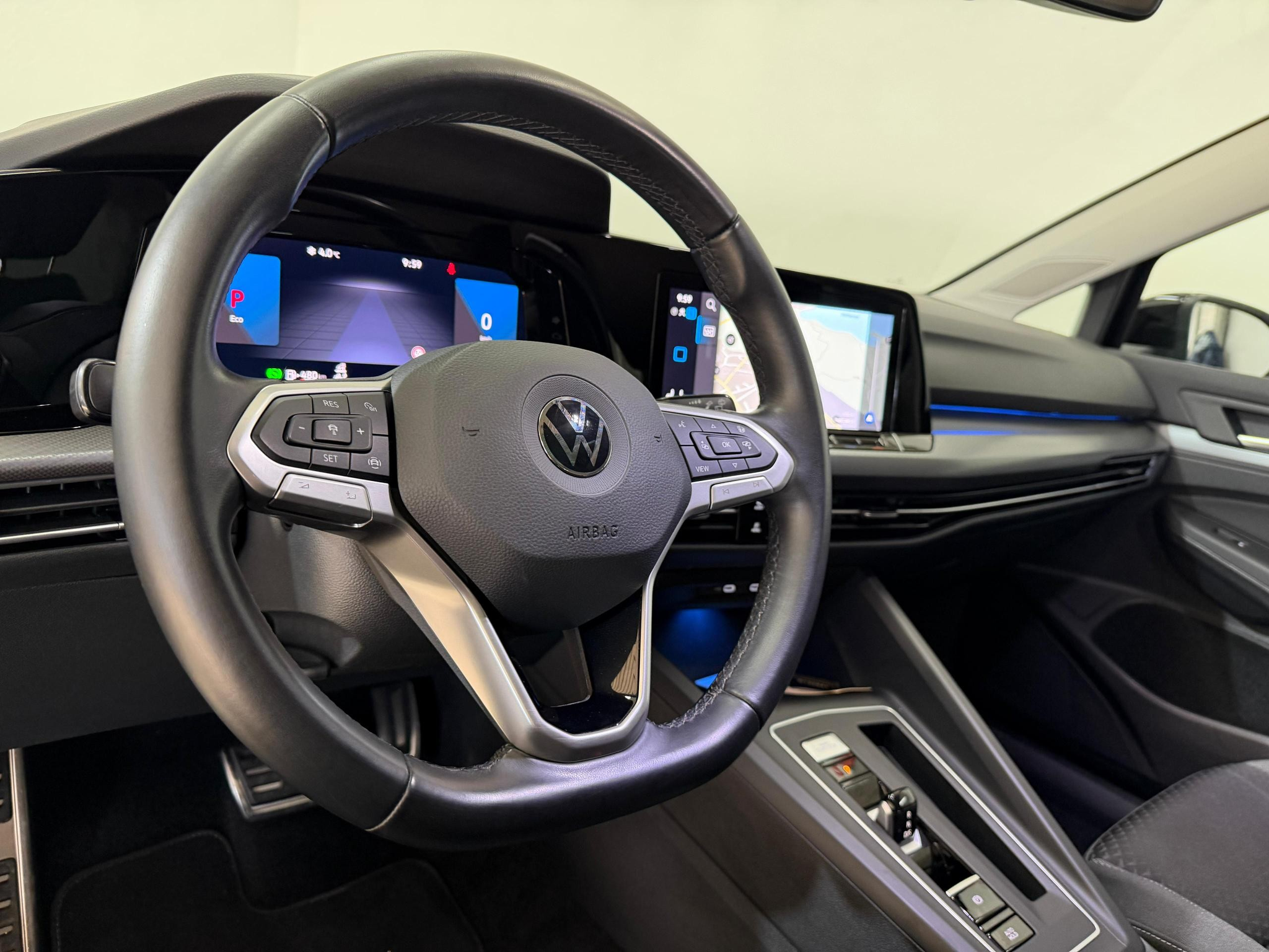 listing desktop thumbnail image 5