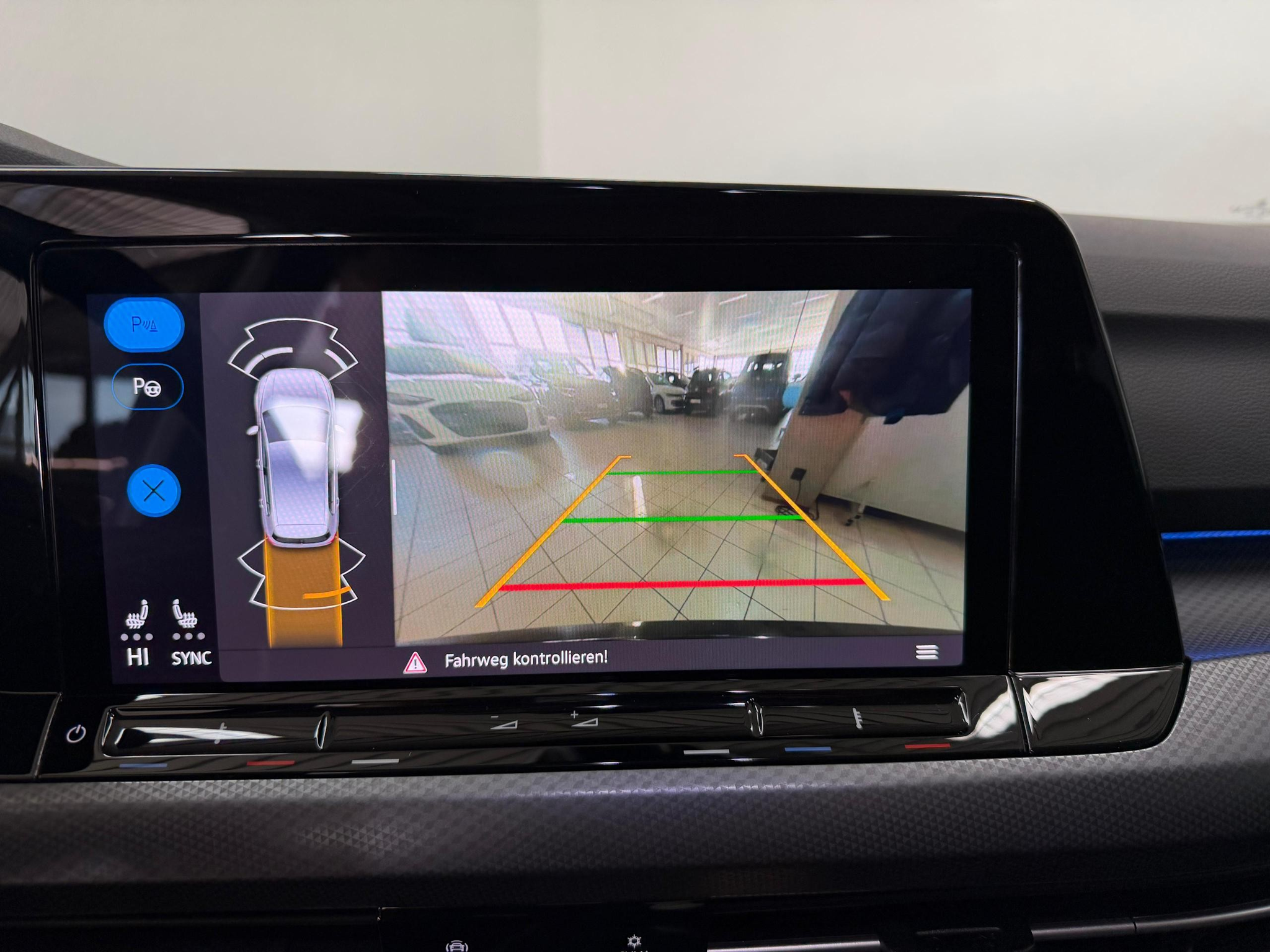 listing desktop thumbnail image 9