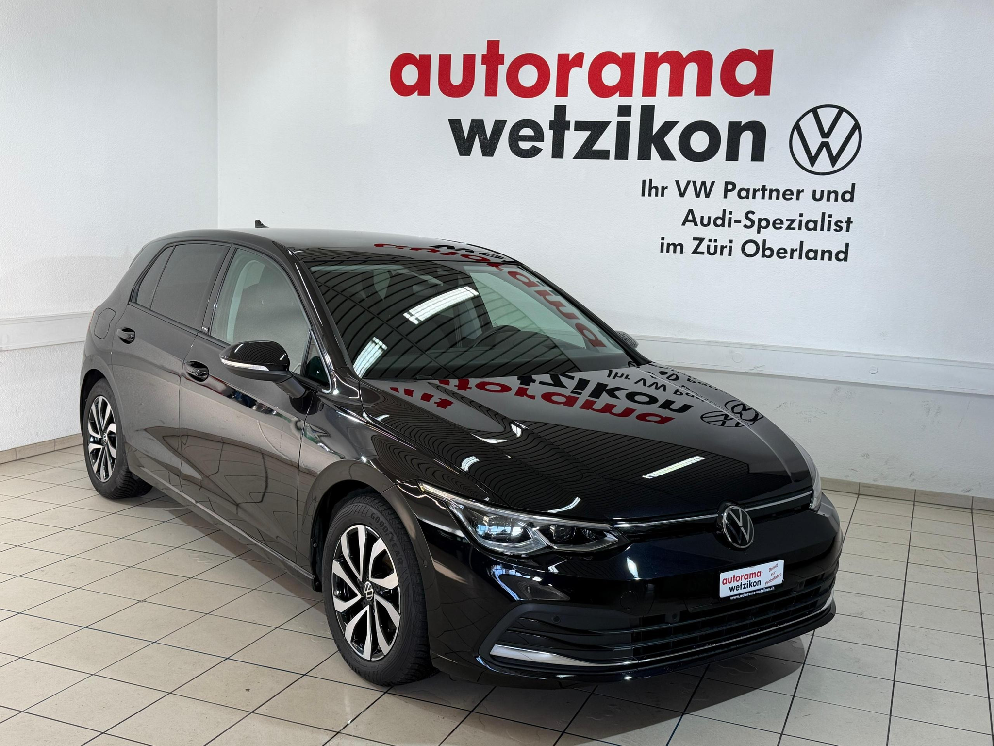 listing desktop thumbnail image 1