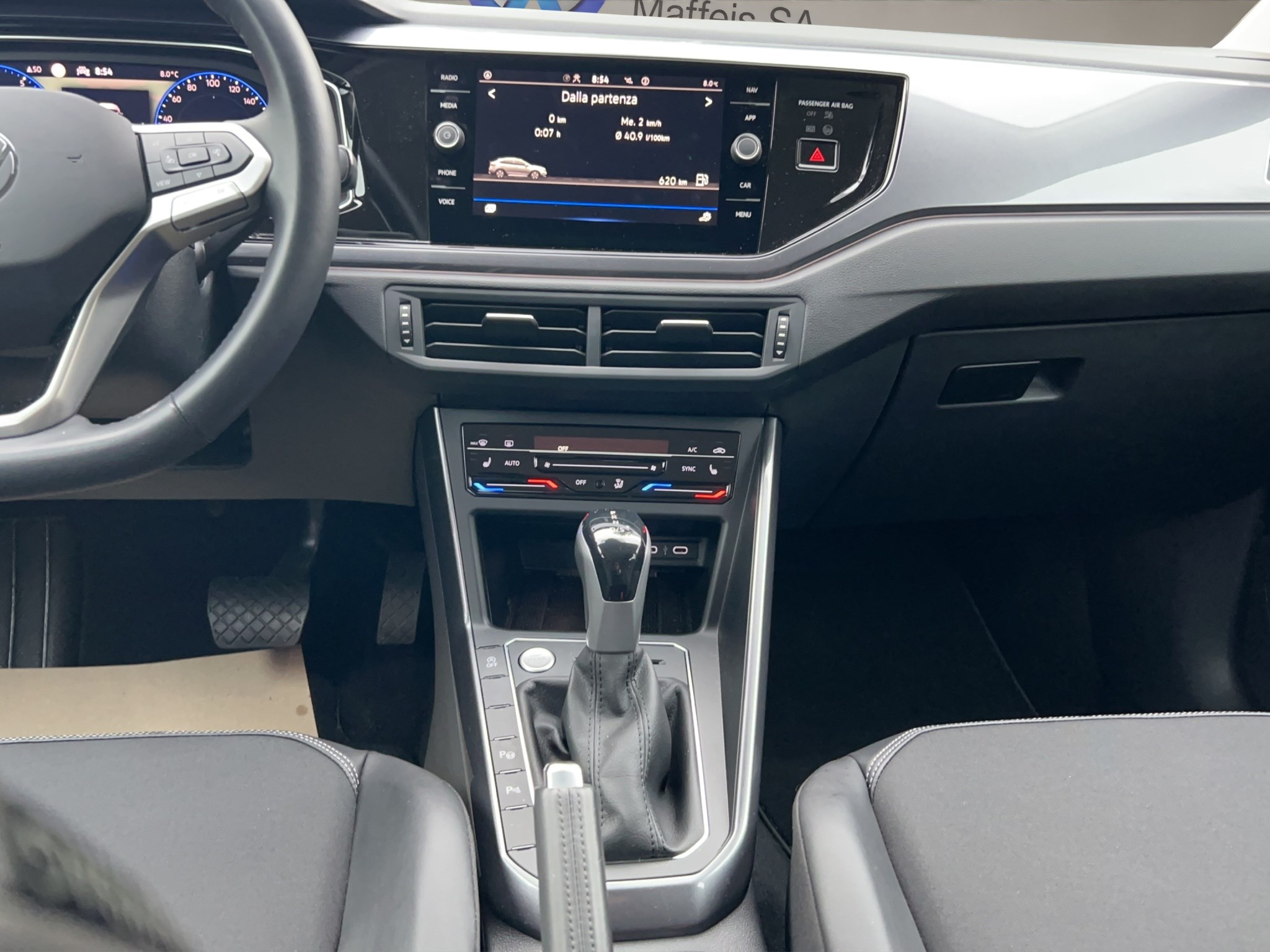 listing desktop thumbnail image 14