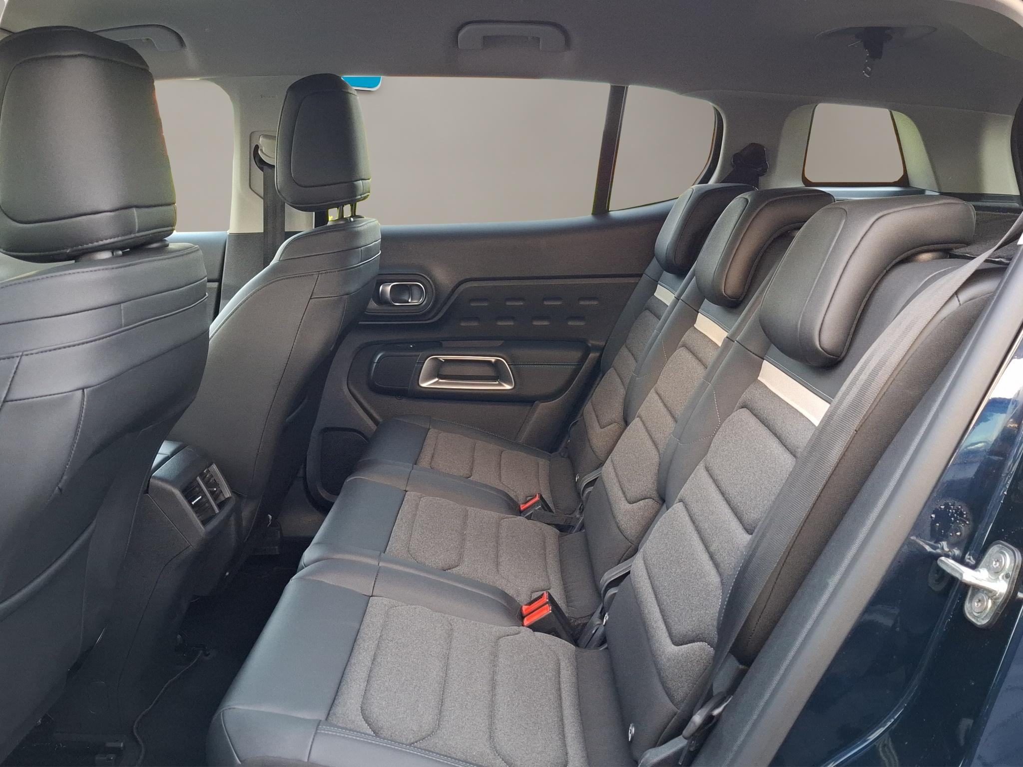 listing desktop thumbnail image 9