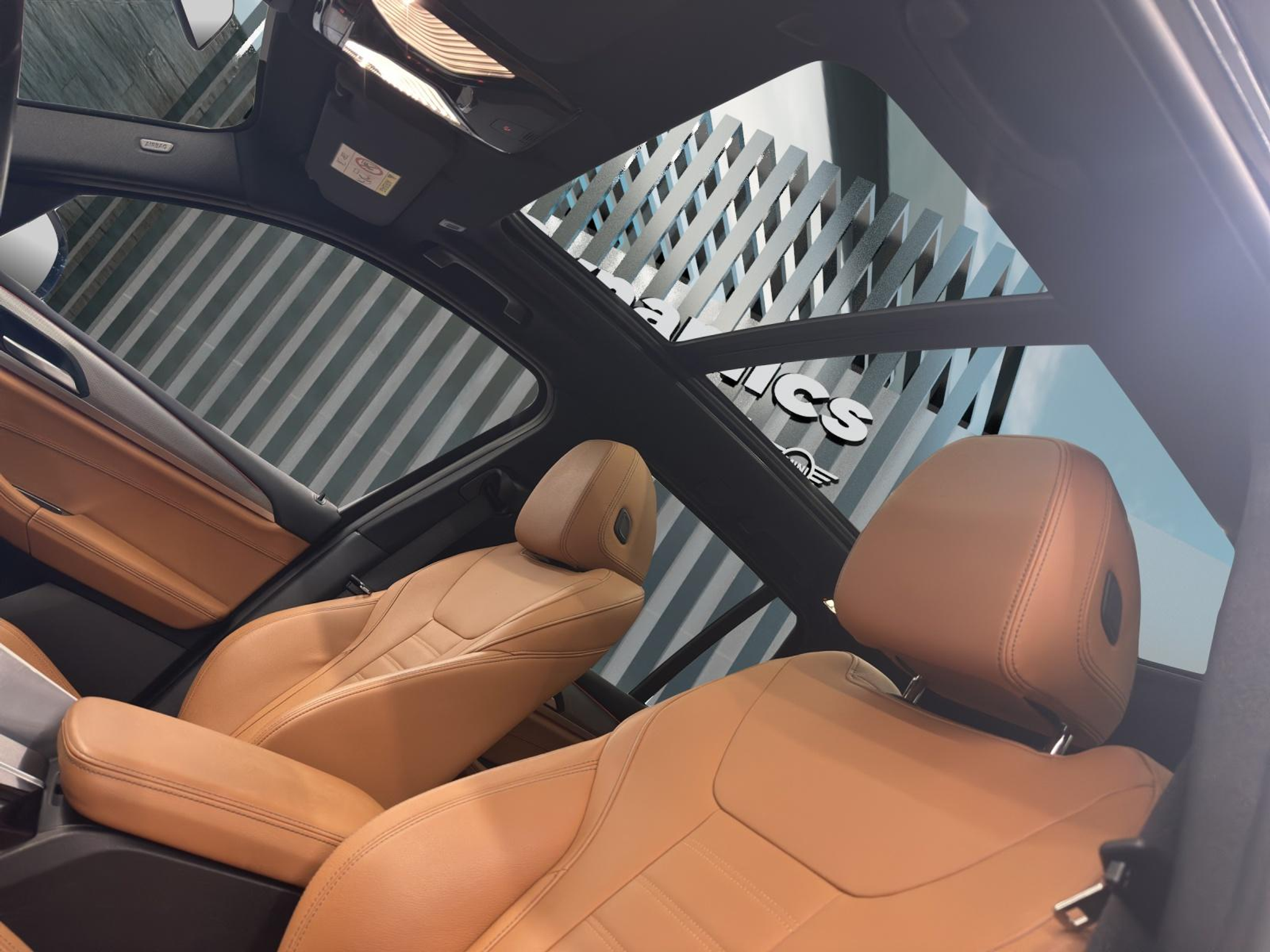 listing desktop thumbnail image 14