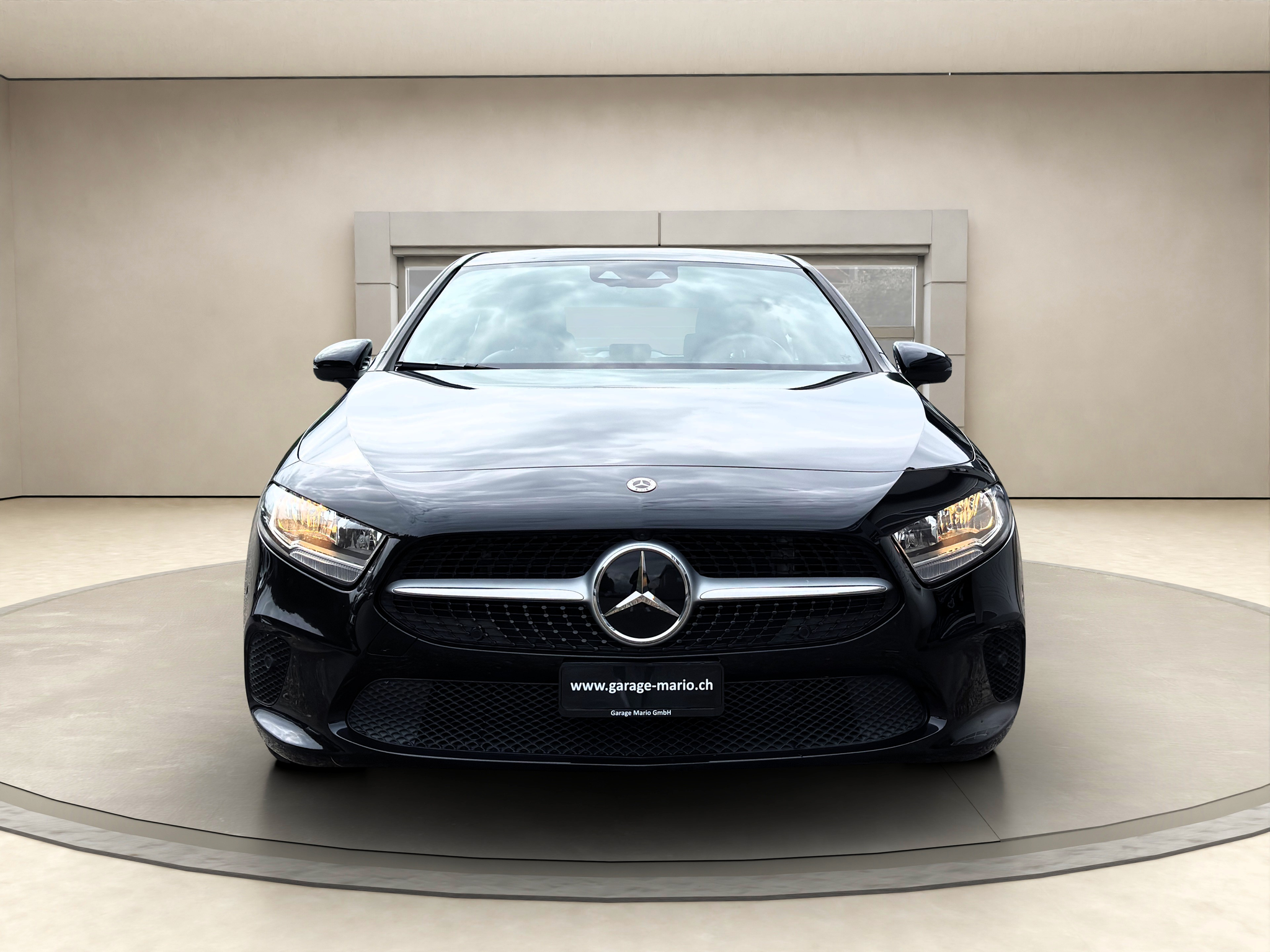 listing desktop thumbnail image 1