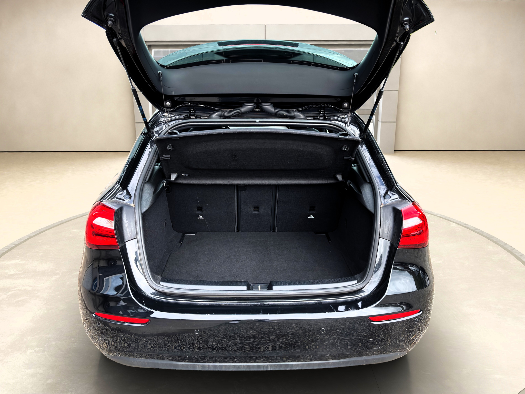 listing desktop thumbnail image 14