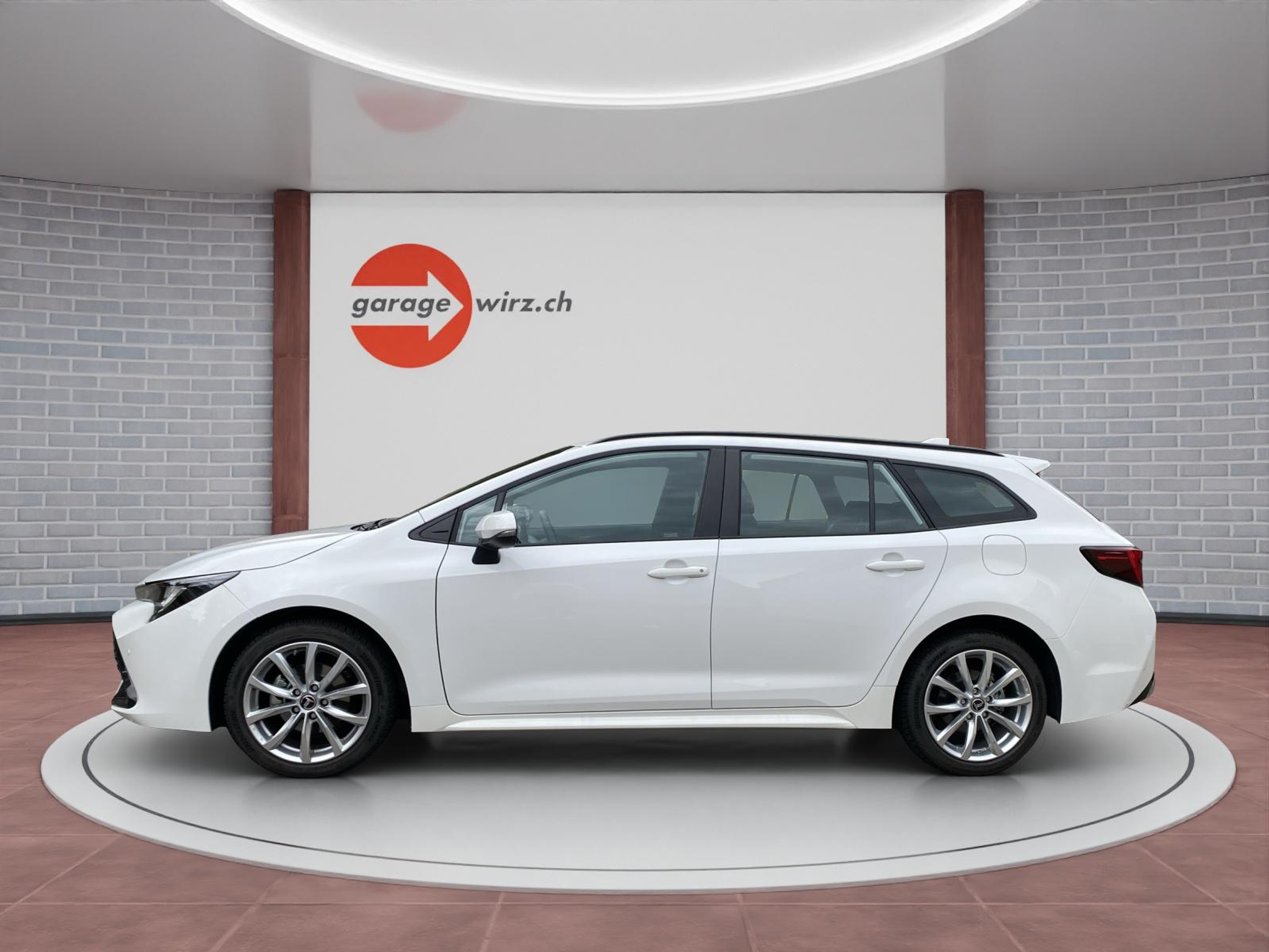 listing desktop thumbnail image 1