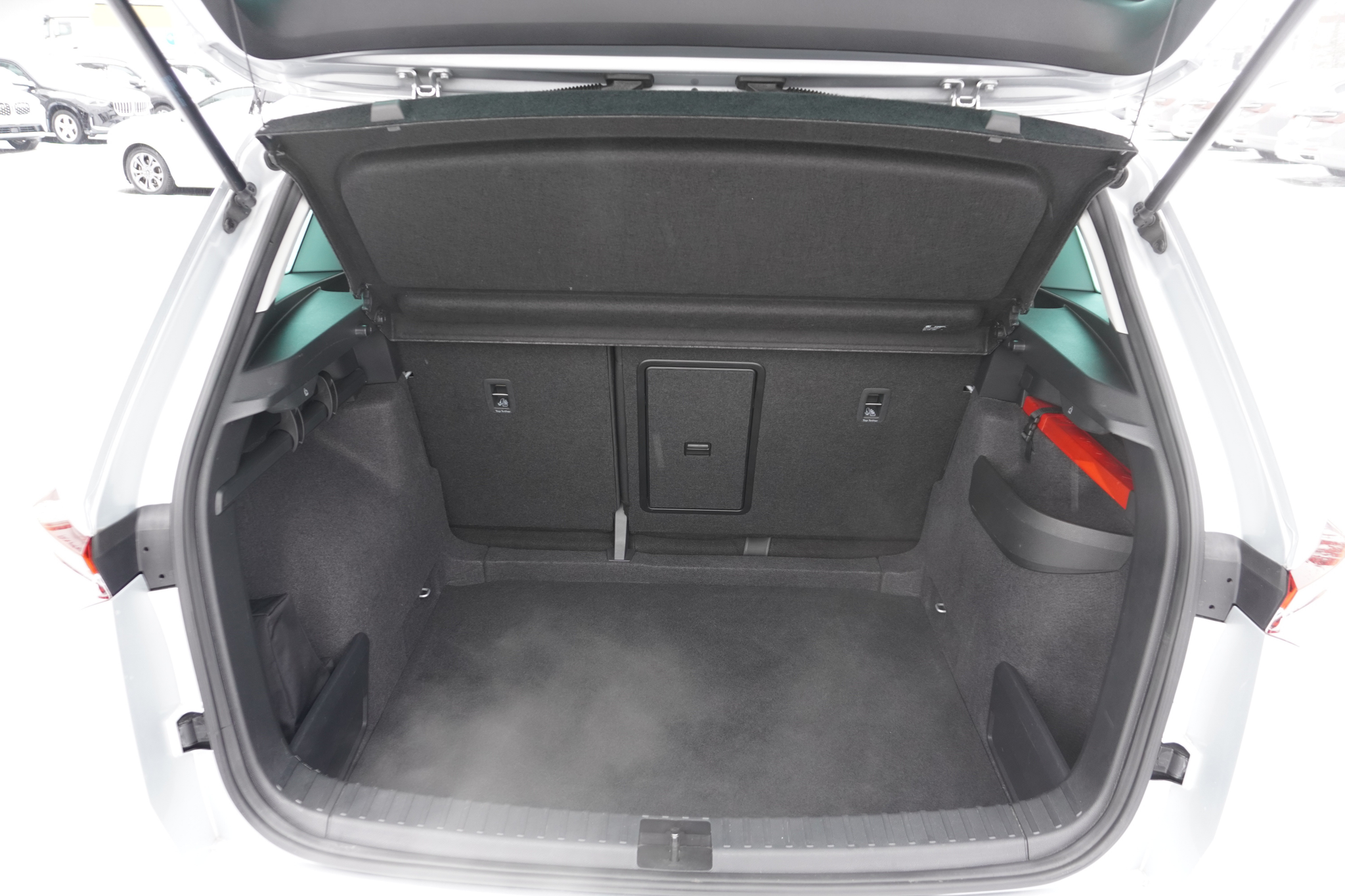 listing desktop thumbnail image 9