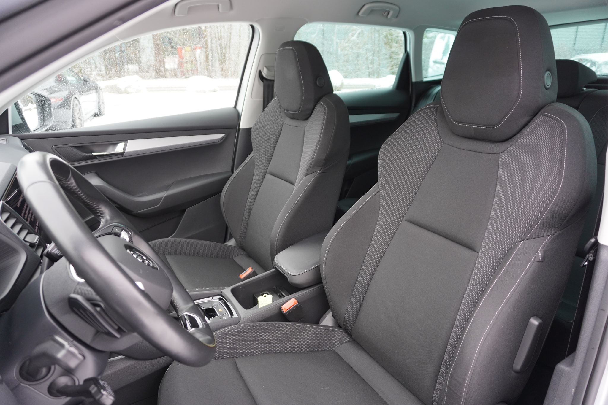 listing desktop thumbnail image 10