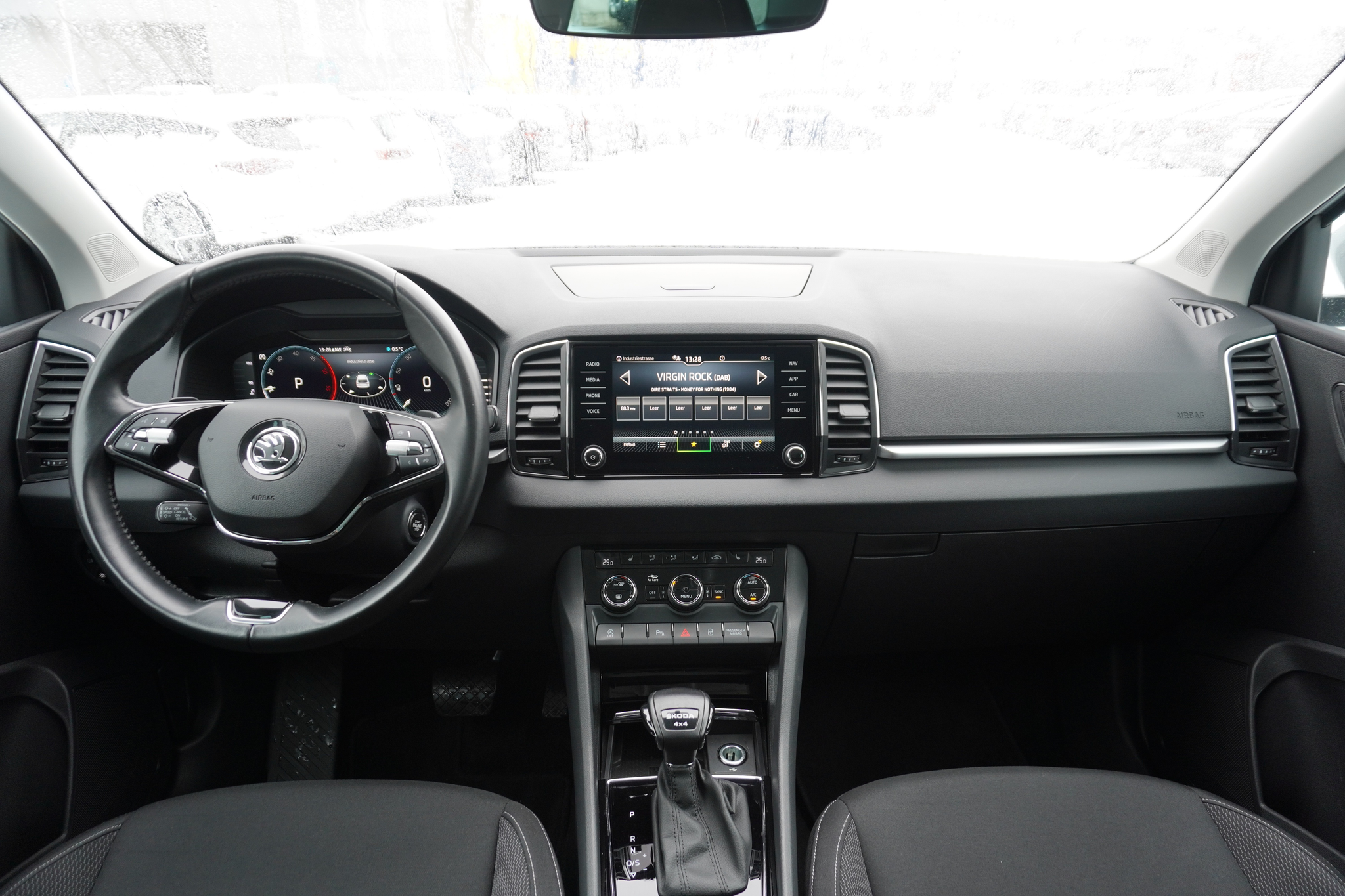 listing desktop thumbnail image 12