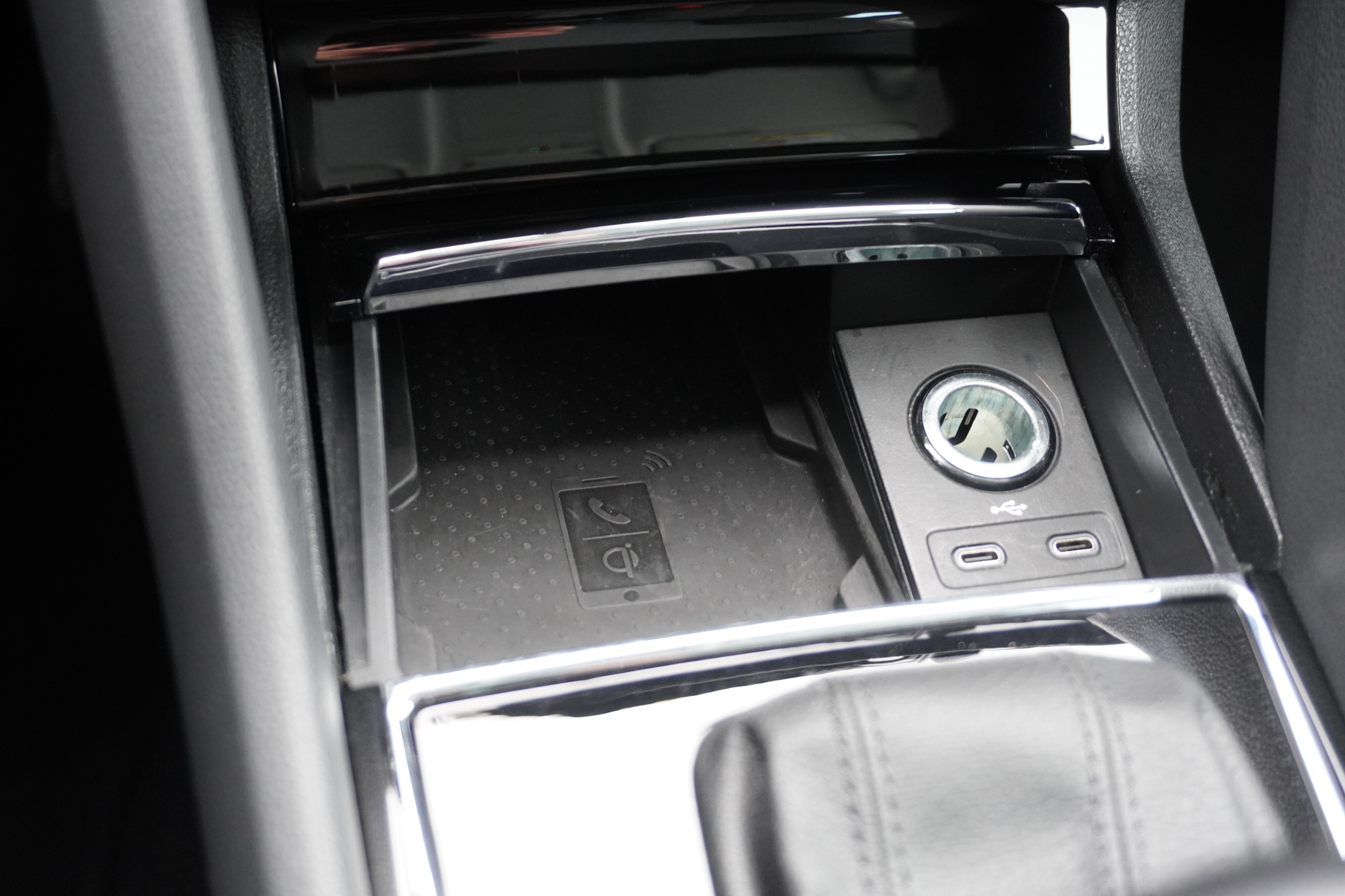 listing desktop thumbnail image 24