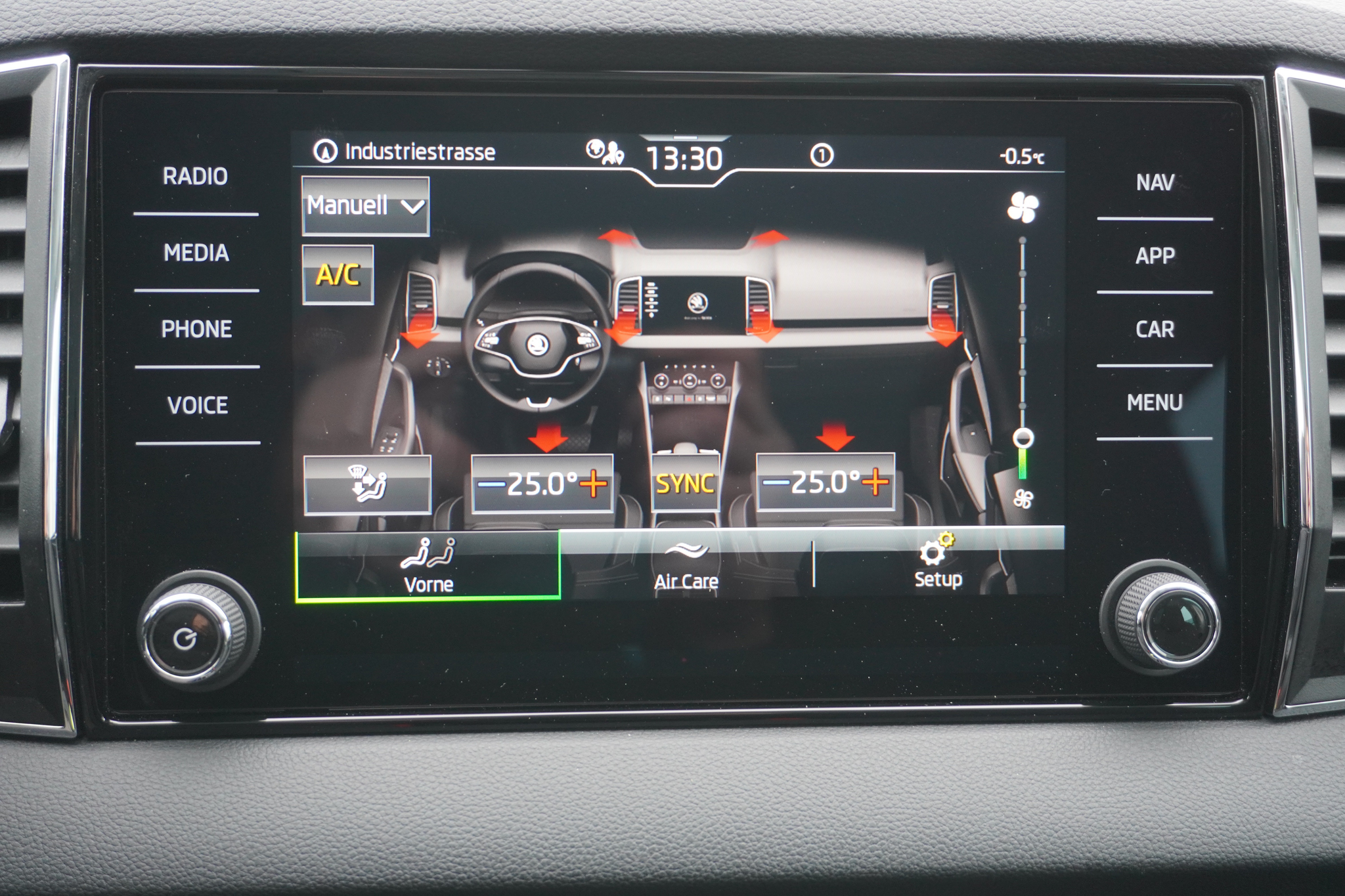 listing desktop thumbnail image 25