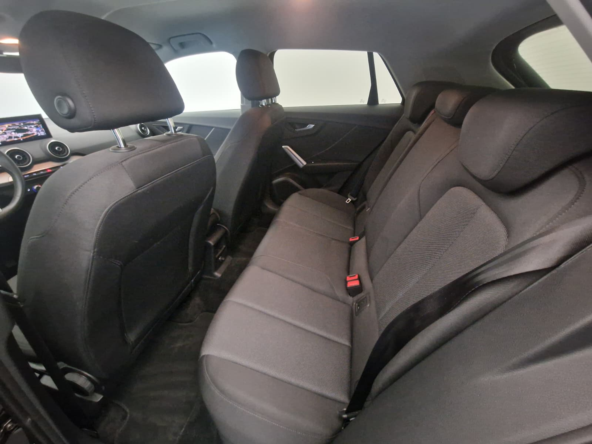 listing desktop thumbnail image 15