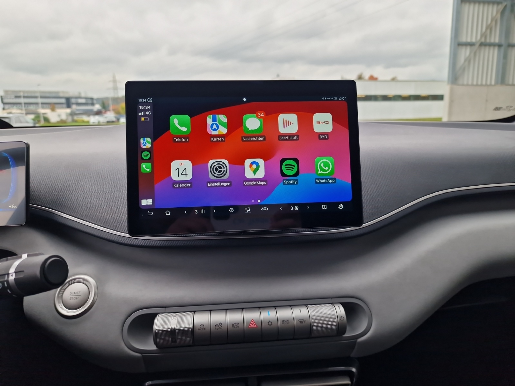 listing desktop thumbnail image 16