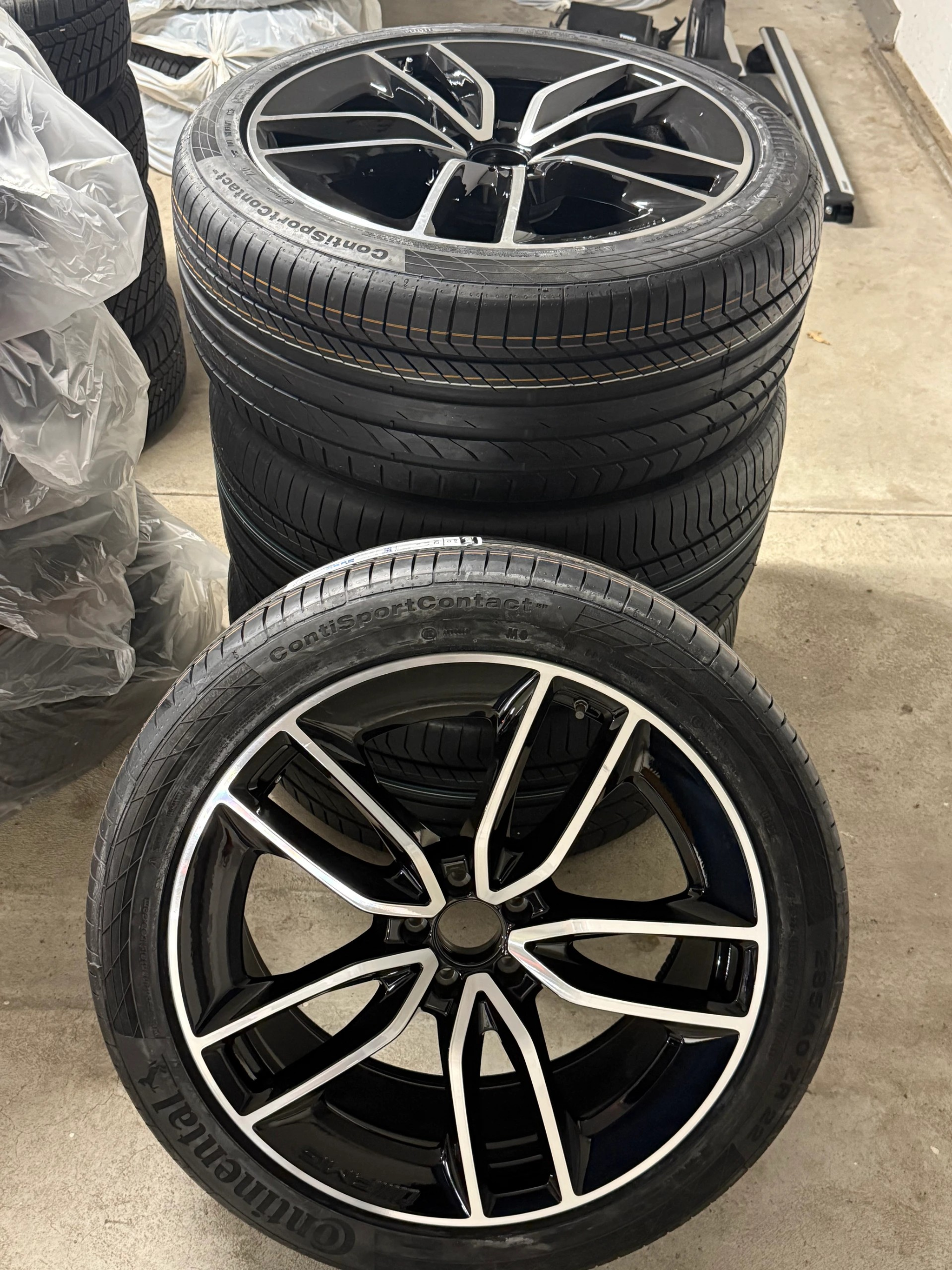 listing desktop thumbnail image 1