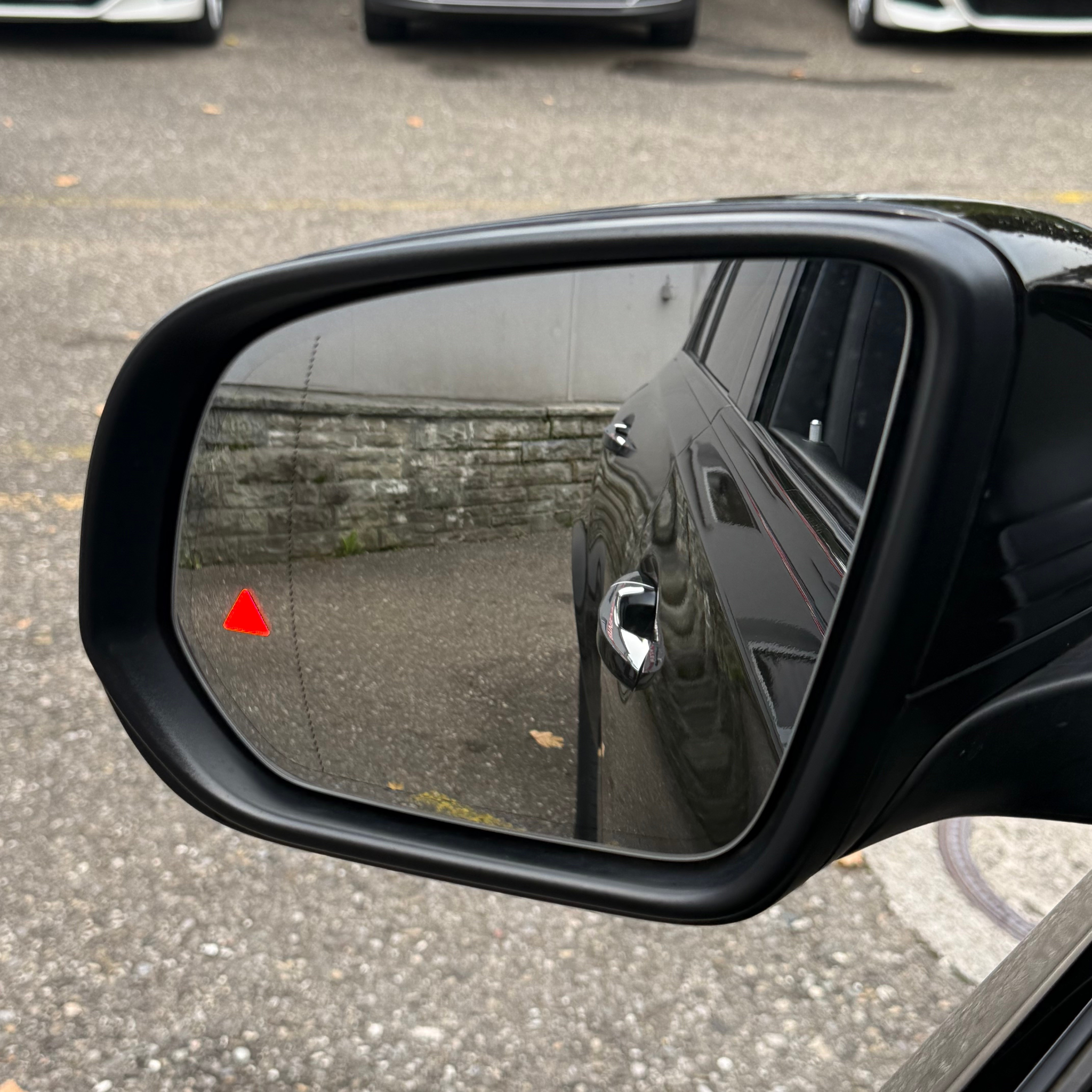 listing desktop thumbnail image 29