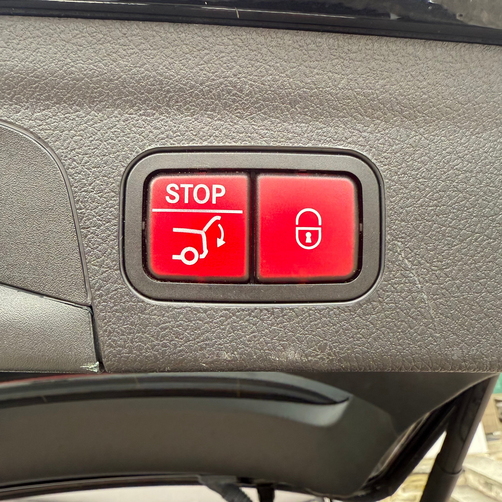 listing desktop thumbnail image 26