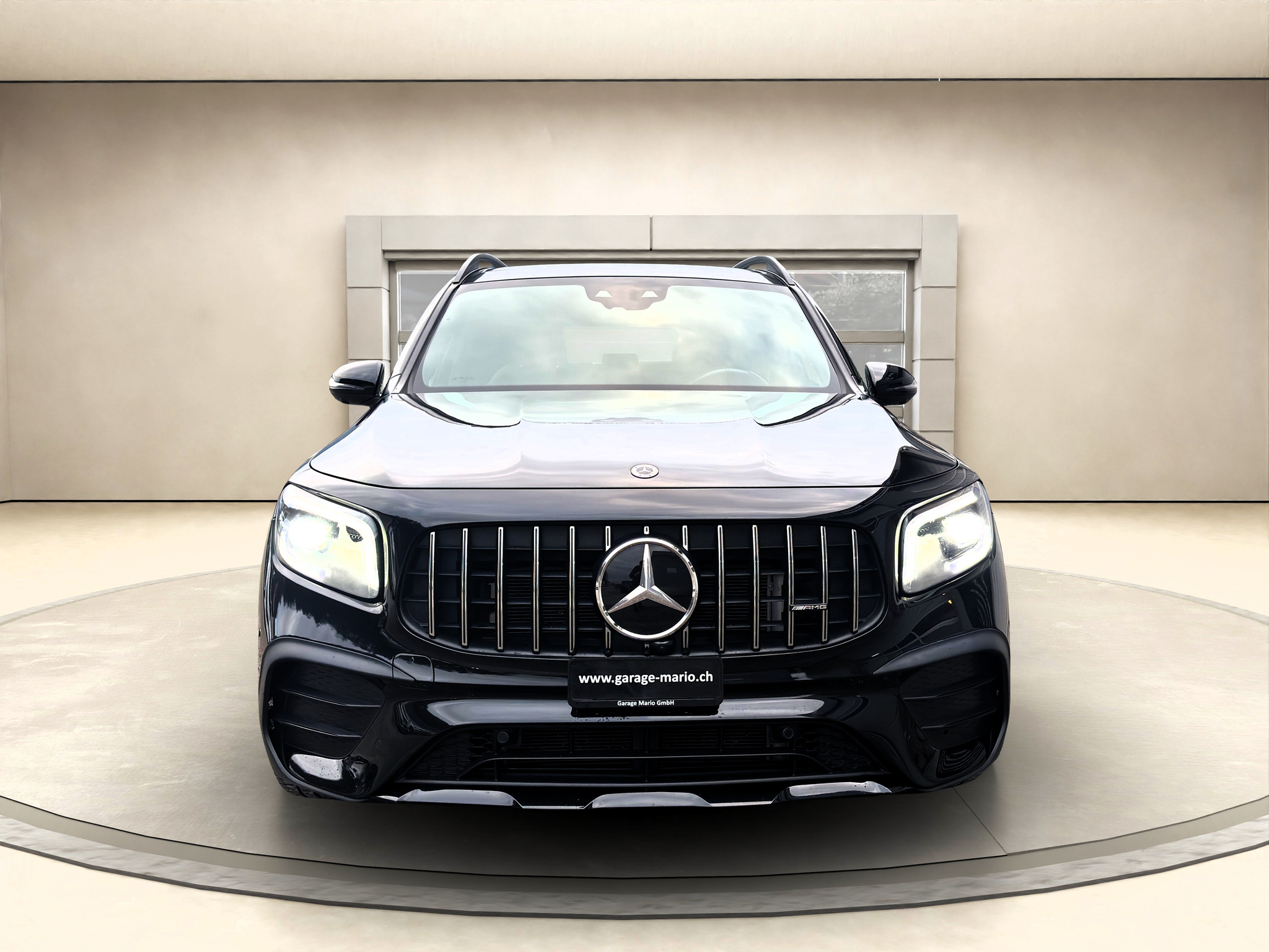 listing desktop thumbnail image 1