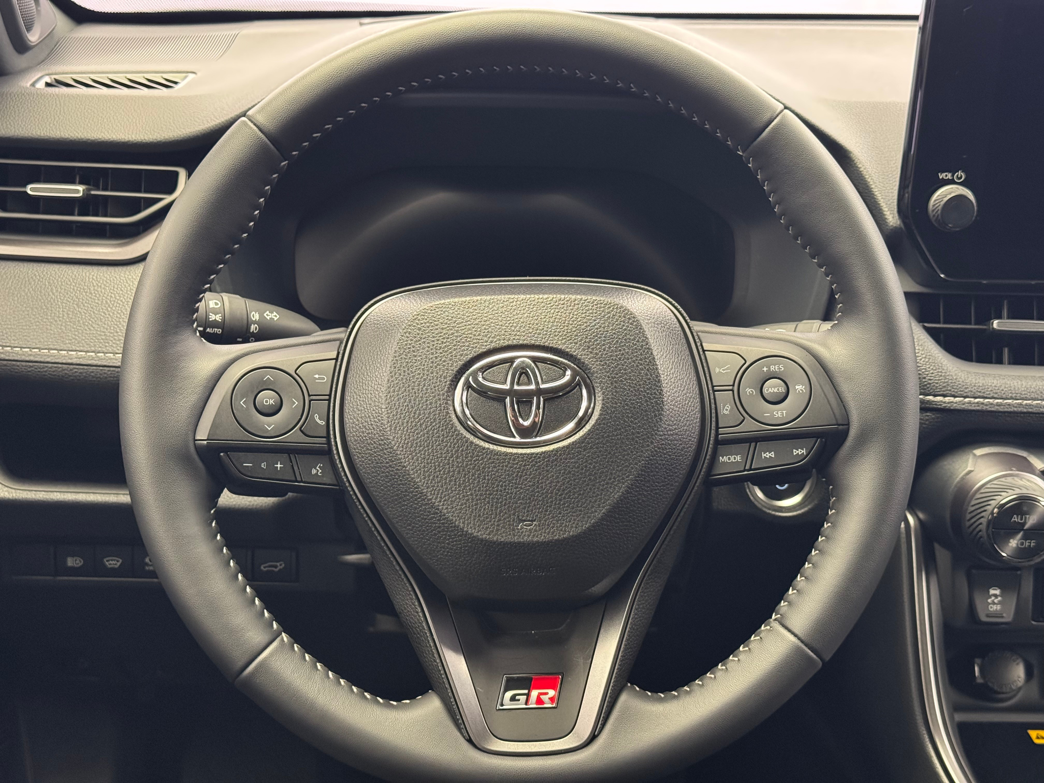 listing desktop thumbnail image 12