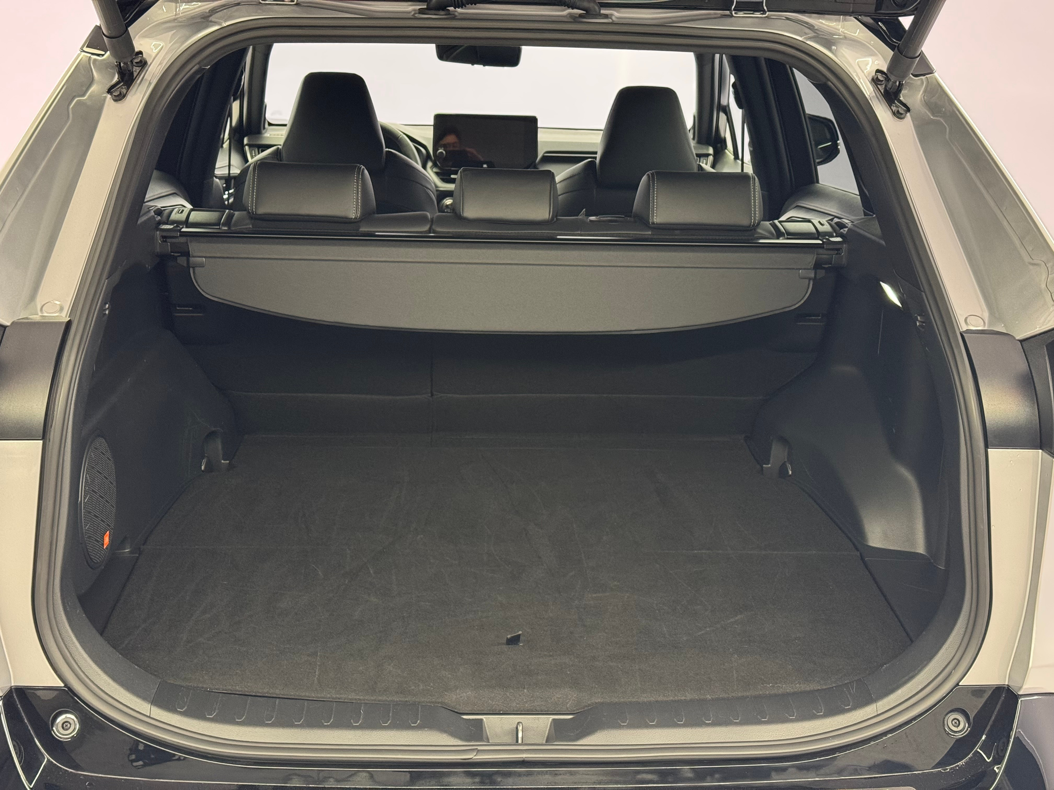 listing desktop thumbnail image 10