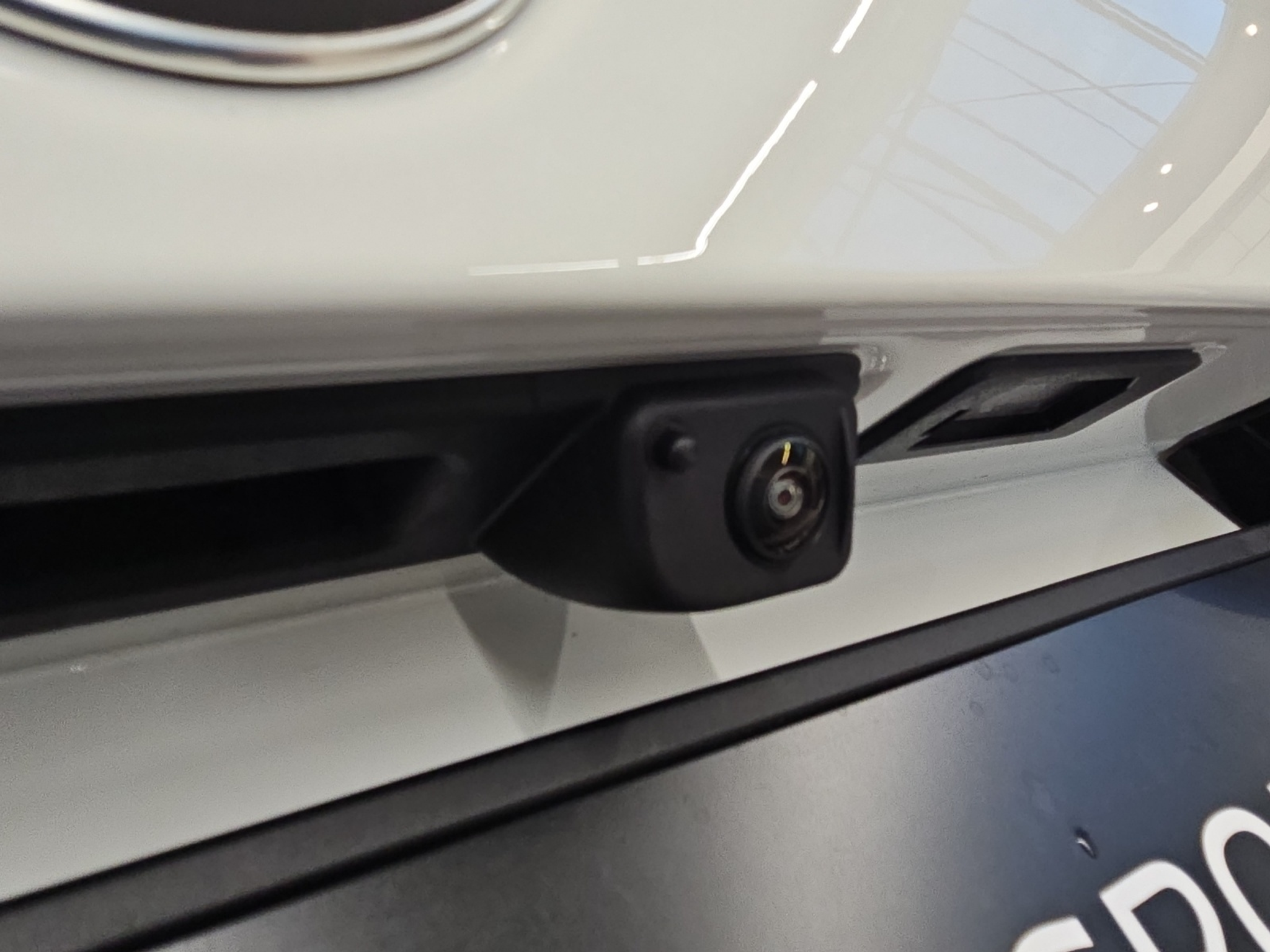 listing desktop thumbnail image 18