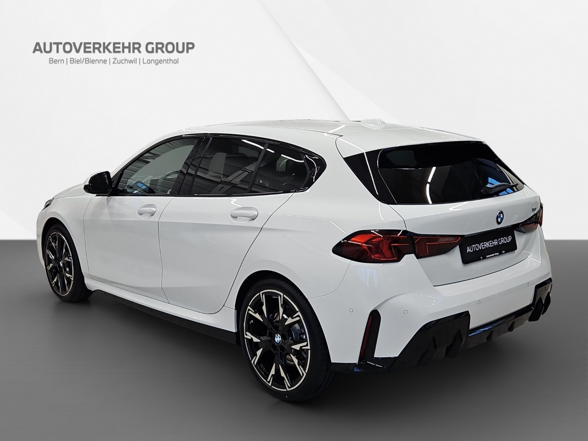 listing desktop thumbnail image 3