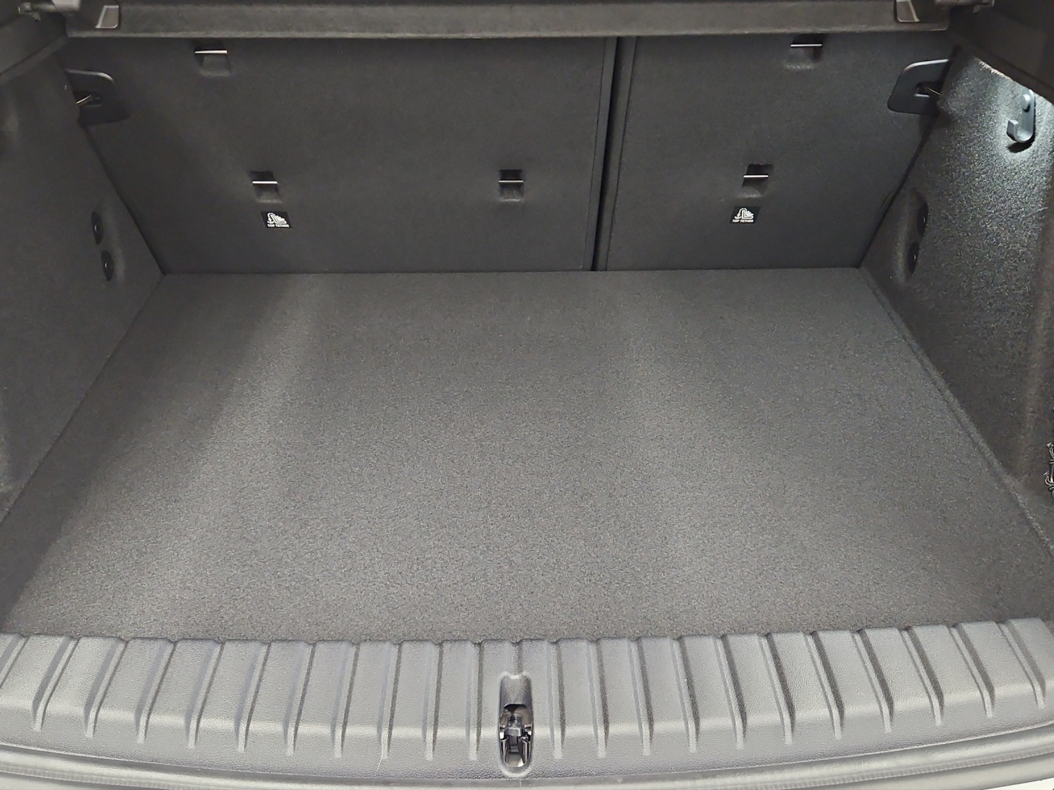 listing desktop thumbnail image 14