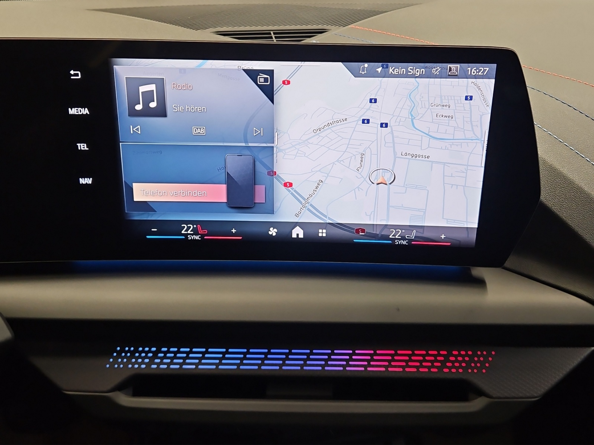 listing desktop thumbnail image 12