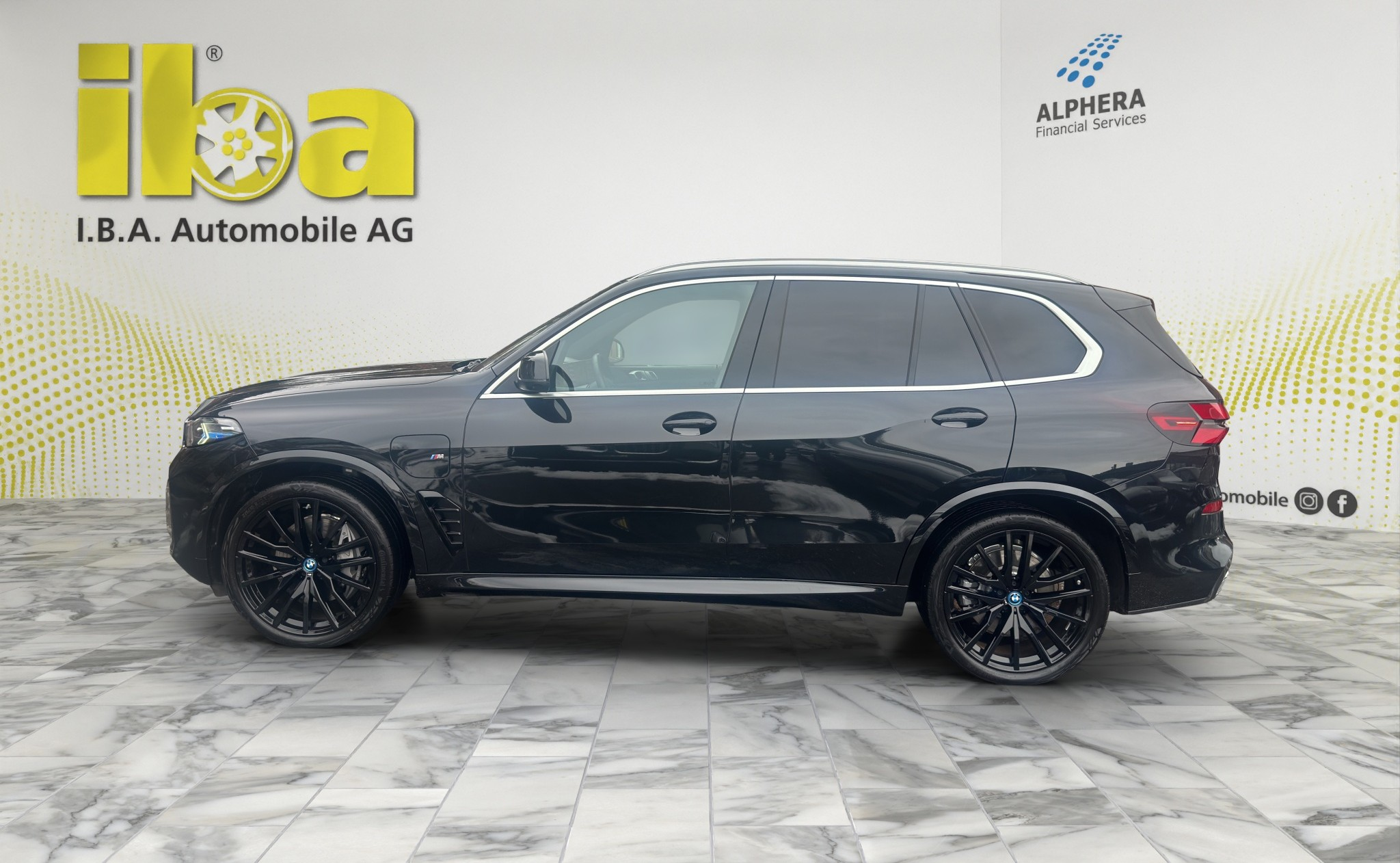 listing desktop thumbnail image 1