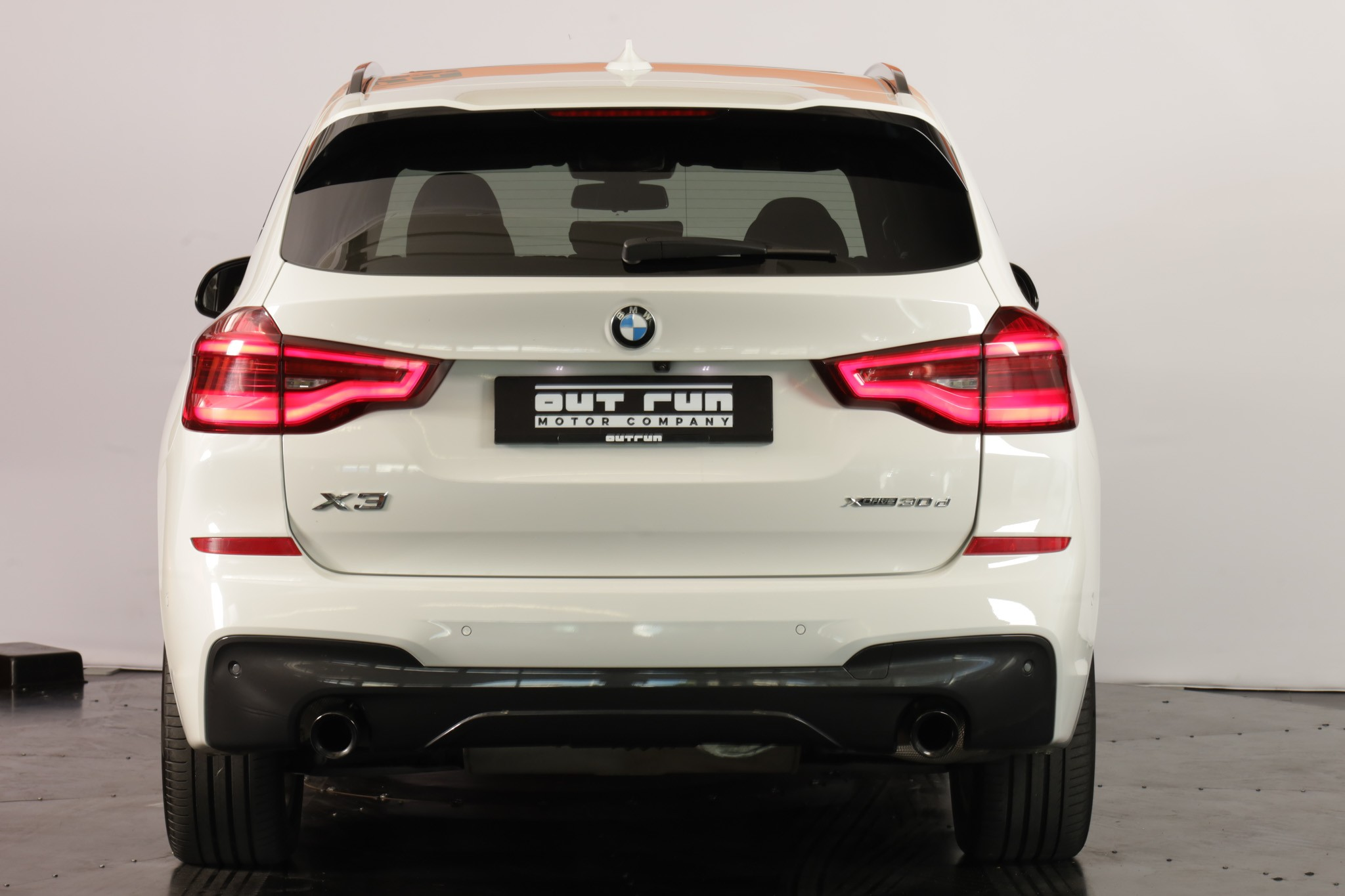 listing desktop thumbnail image 4