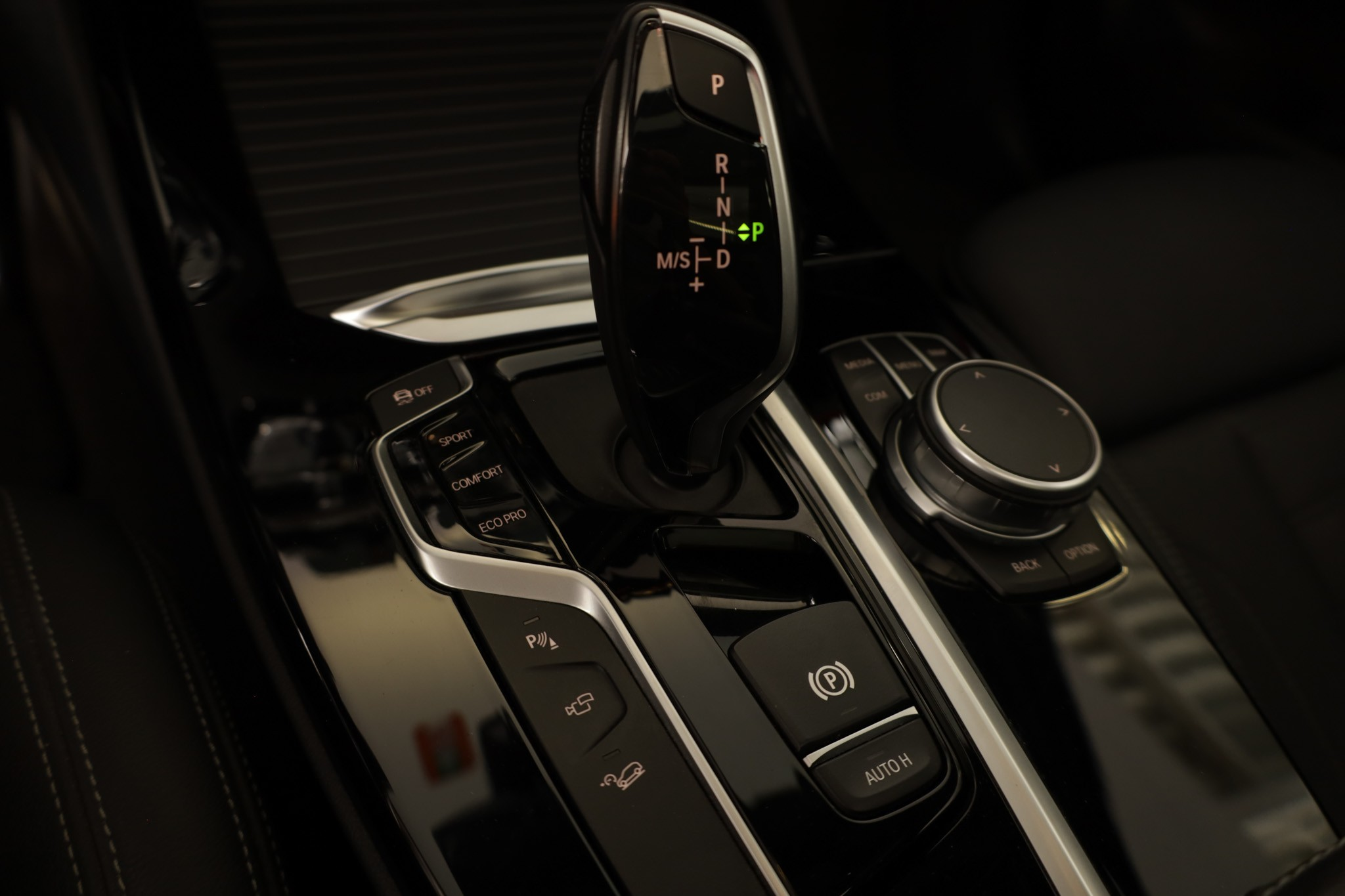 listing desktop thumbnail image 23