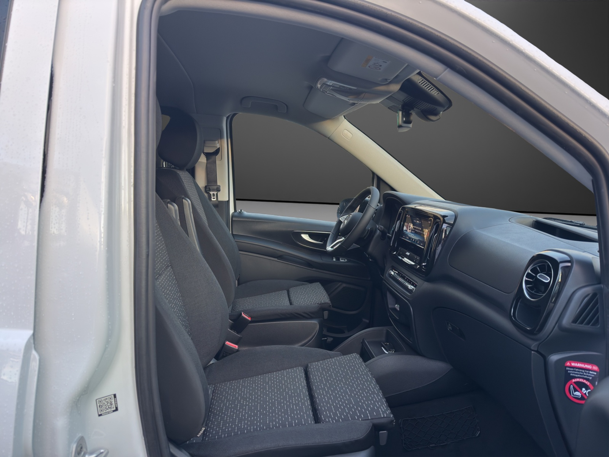 listing desktop thumbnail image 9