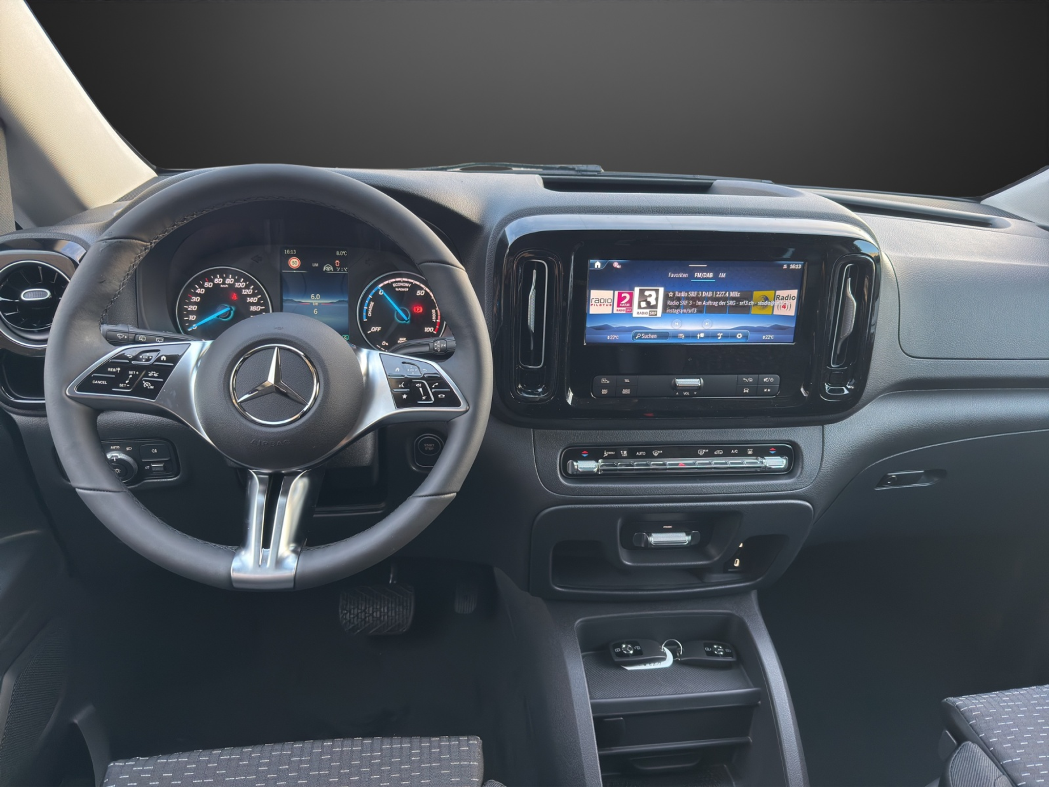 listing desktop thumbnail image 8