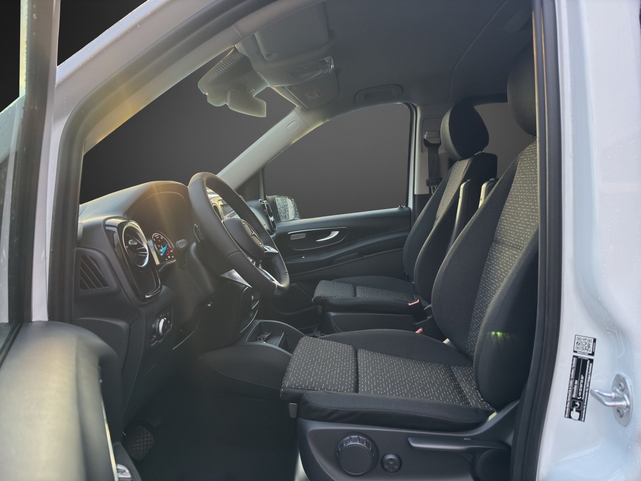 listing desktop thumbnail image 6