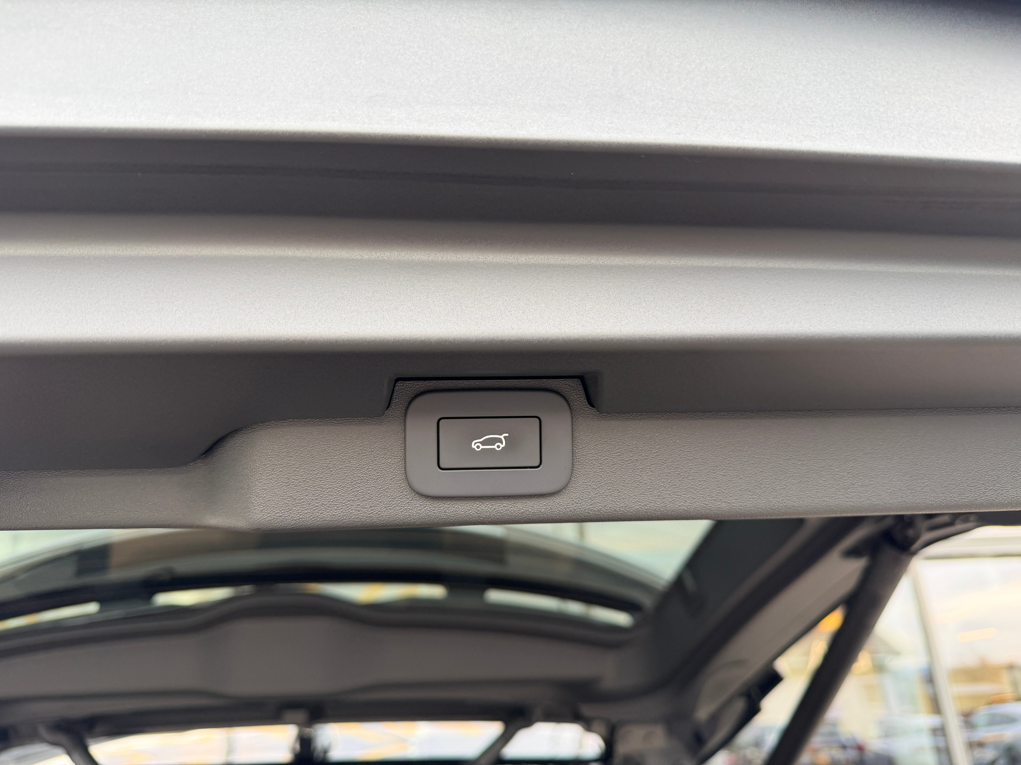 listing desktop thumbnail image 21