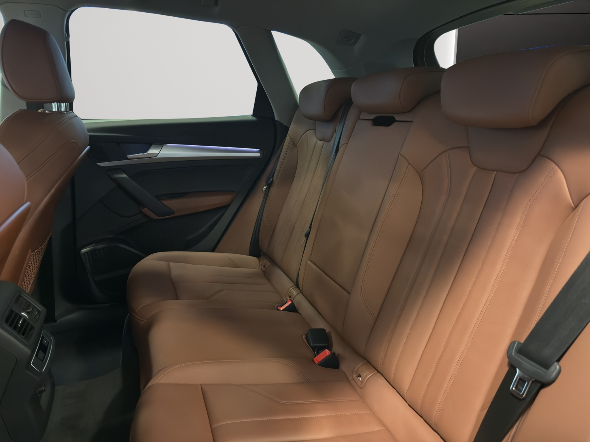 listing desktop thumbnail image 10