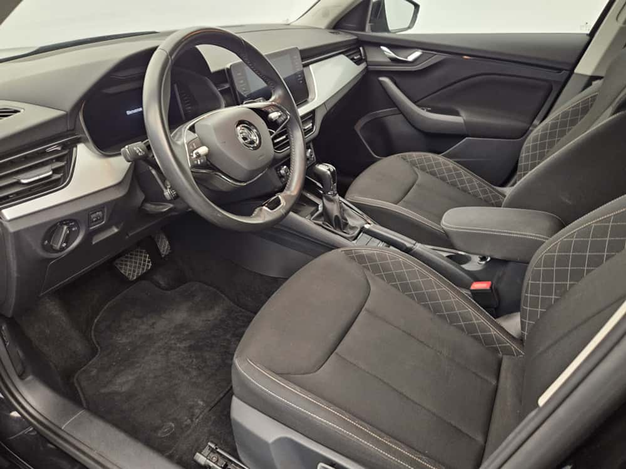 listing desktop thumbnail image 10