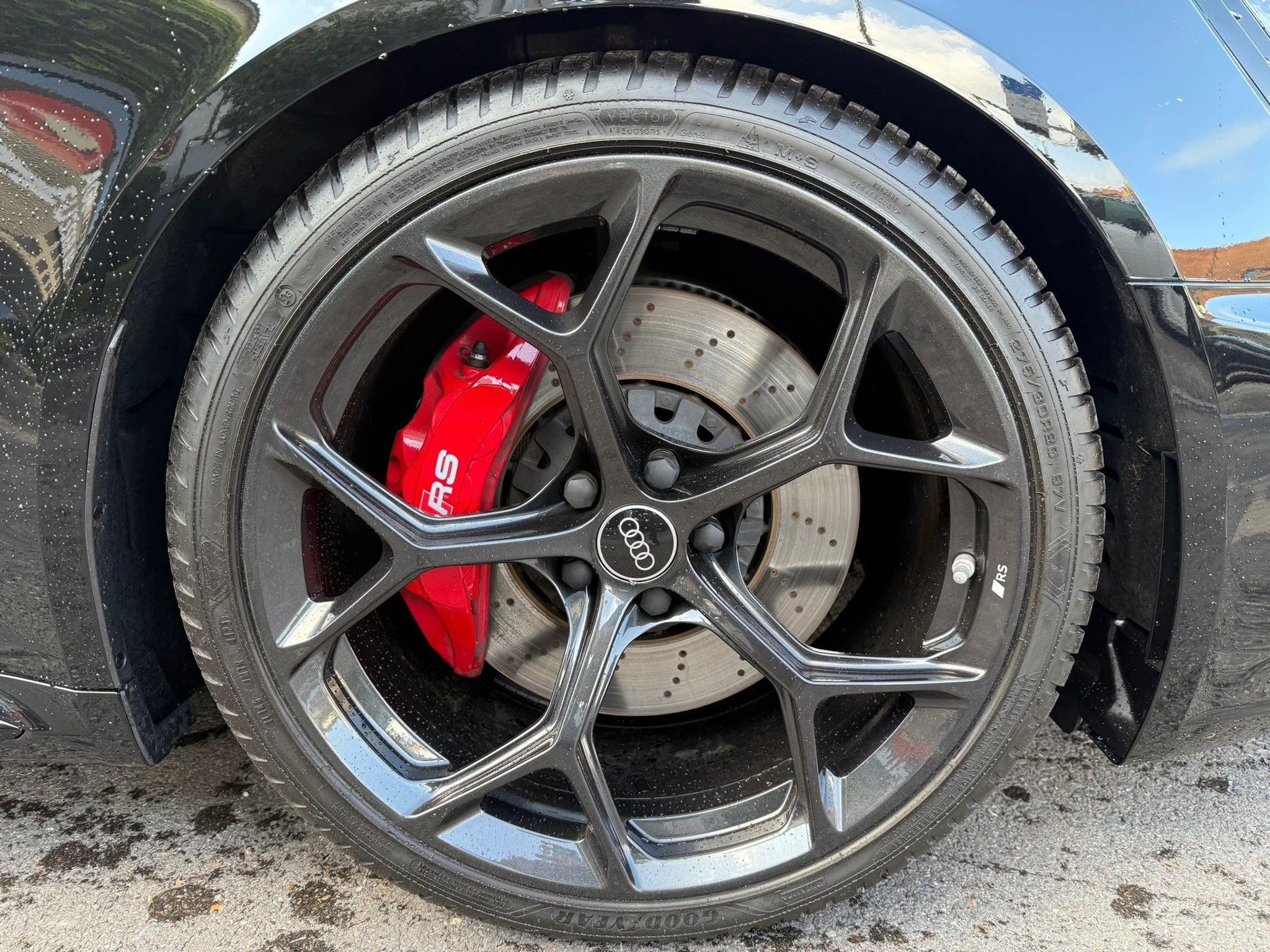 listing desktop thumbnail image 13