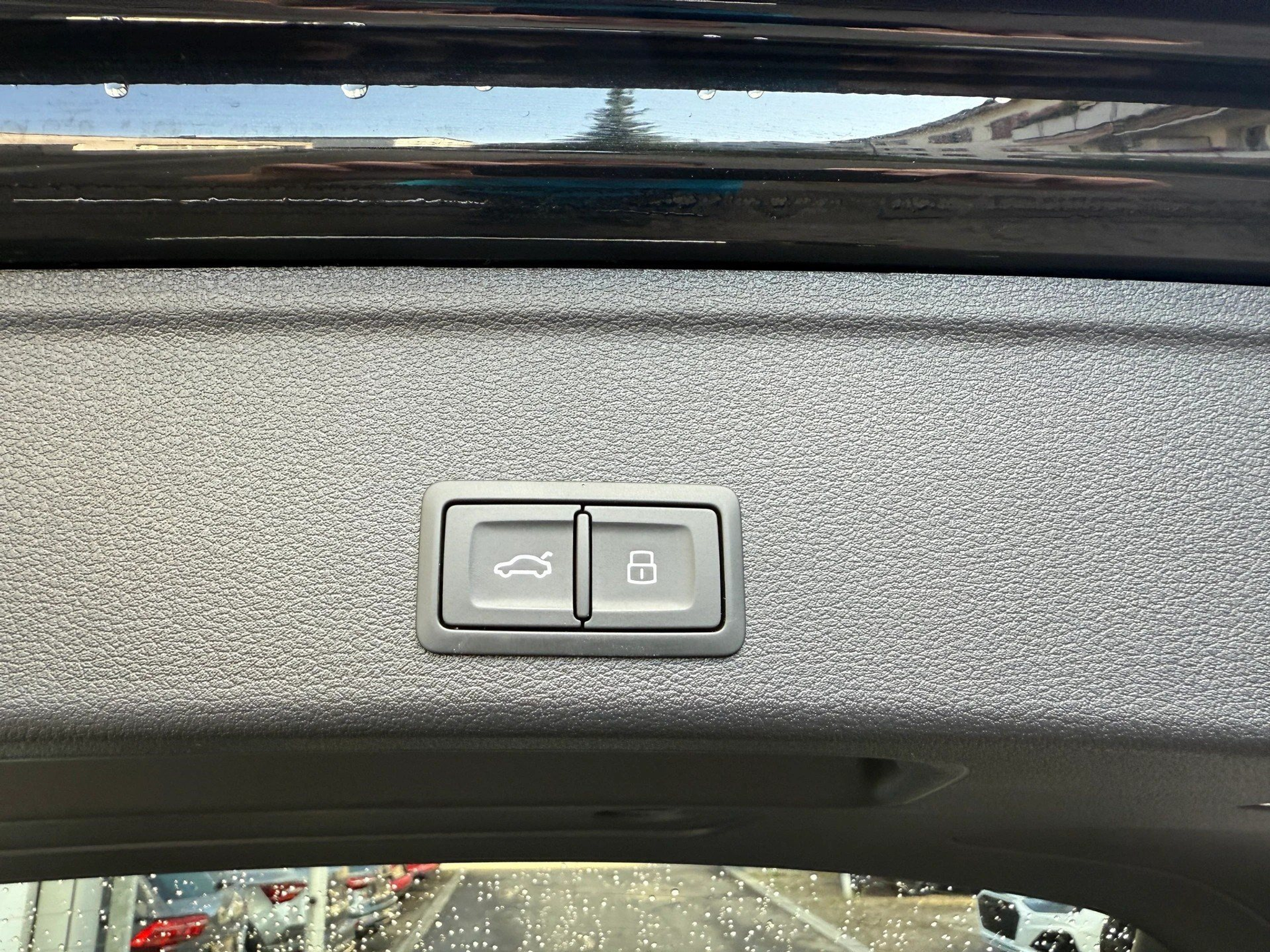 listing desktop thumbnail image 14