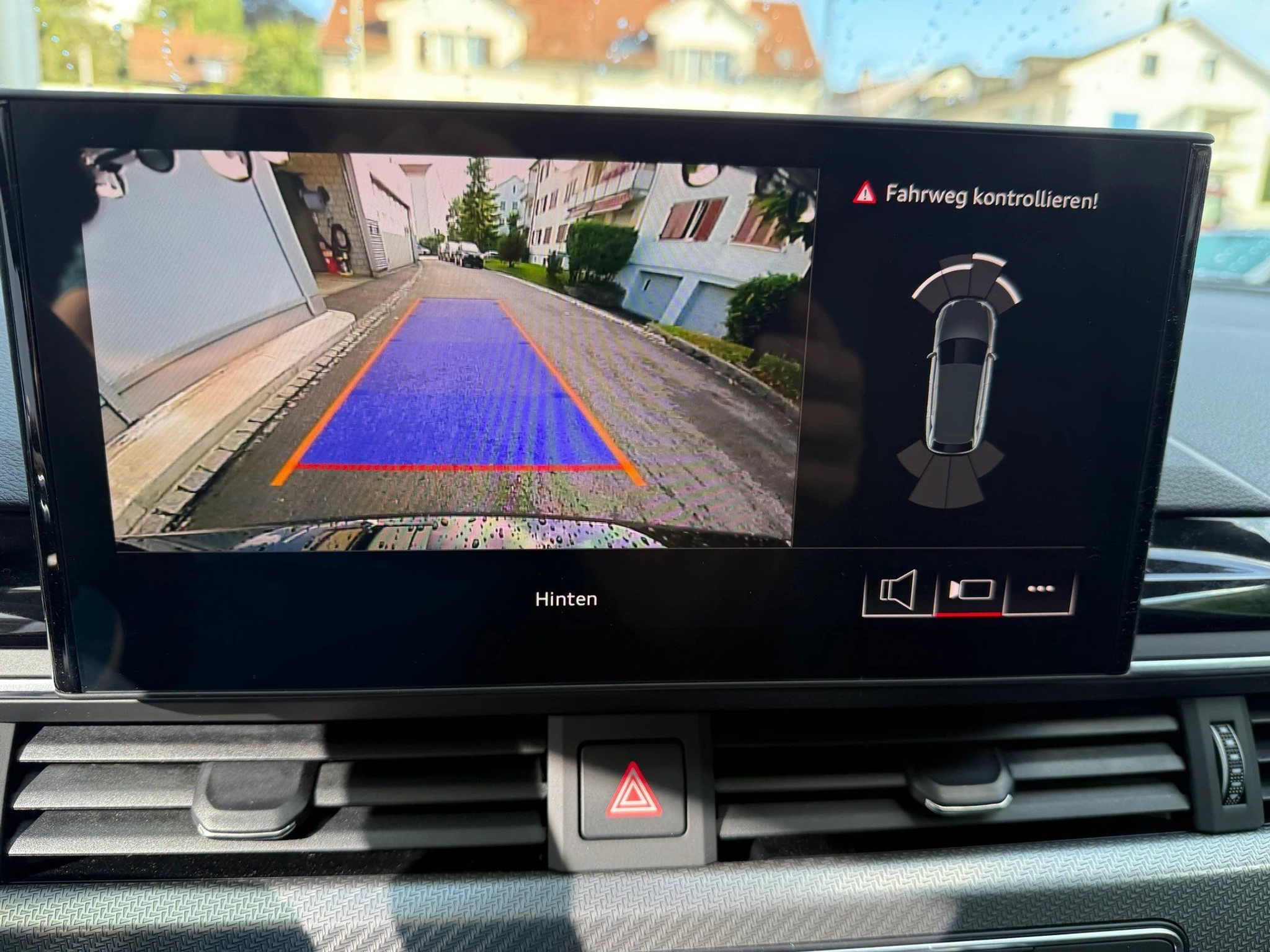 listing desktop thumbnail image 12