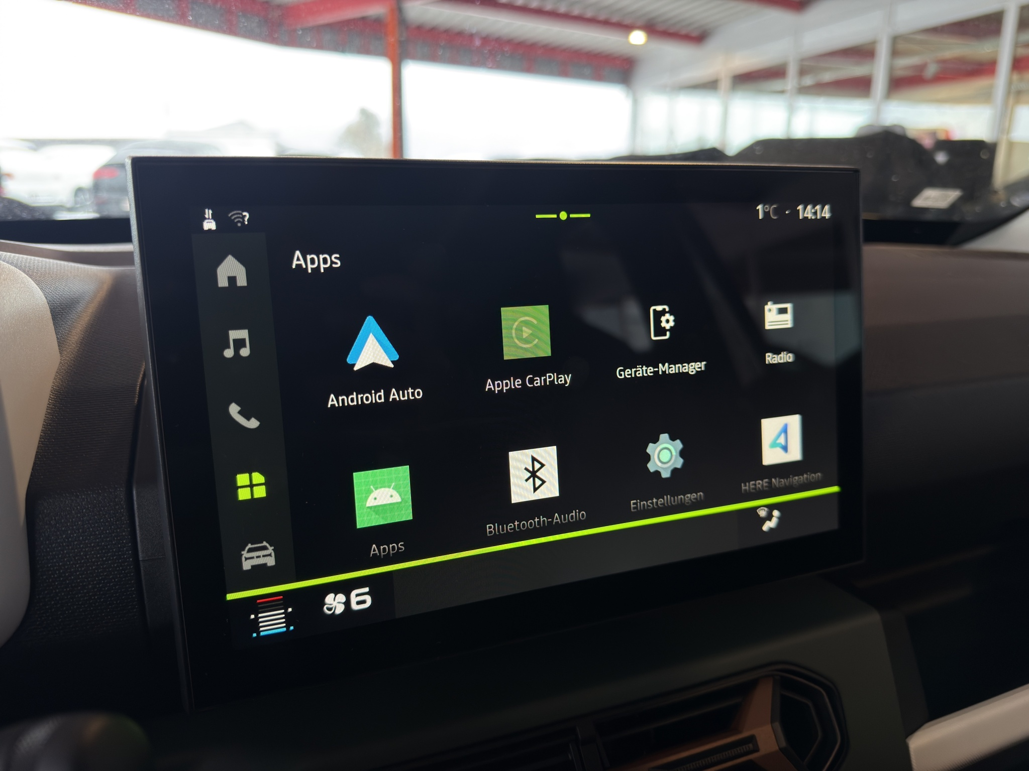 listing desktop thumbnail image 24