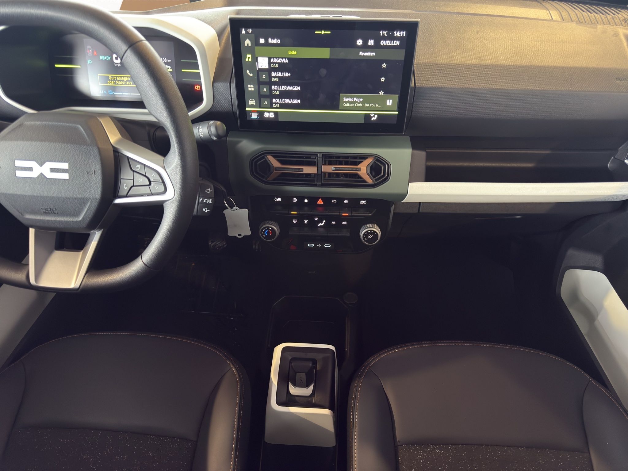 listing desktop thumbnail image 15