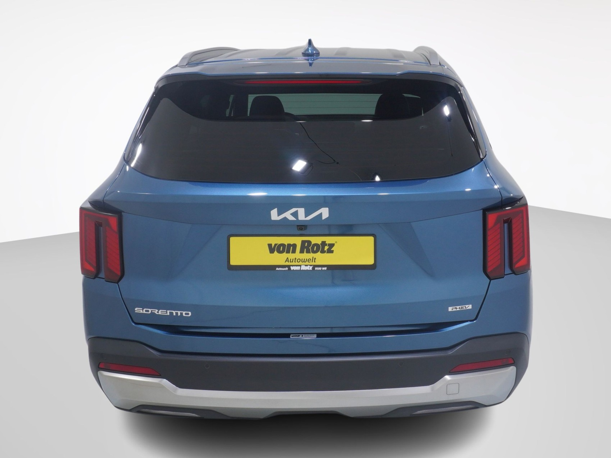 listing desktop thumbnail image 3